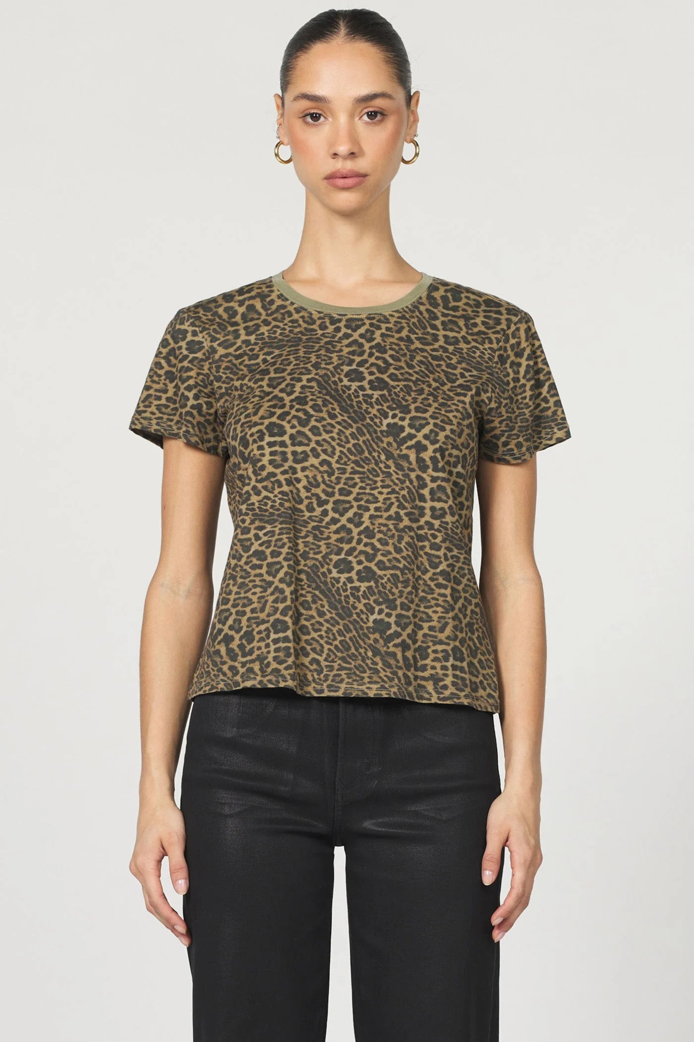 VETIVER LEOPARD UNITY TEE
