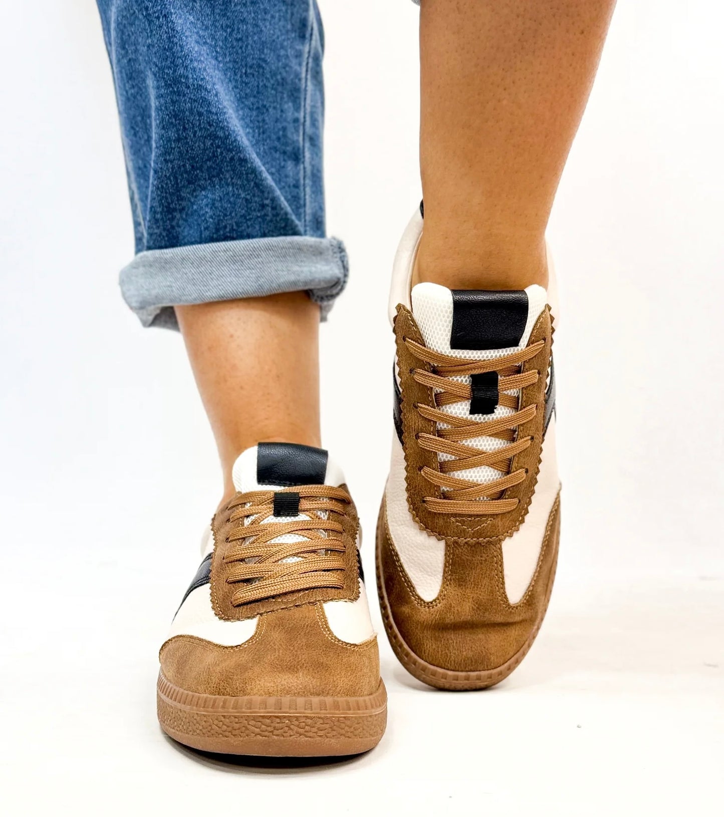 SPOILER ALERT TAN SNEAKER