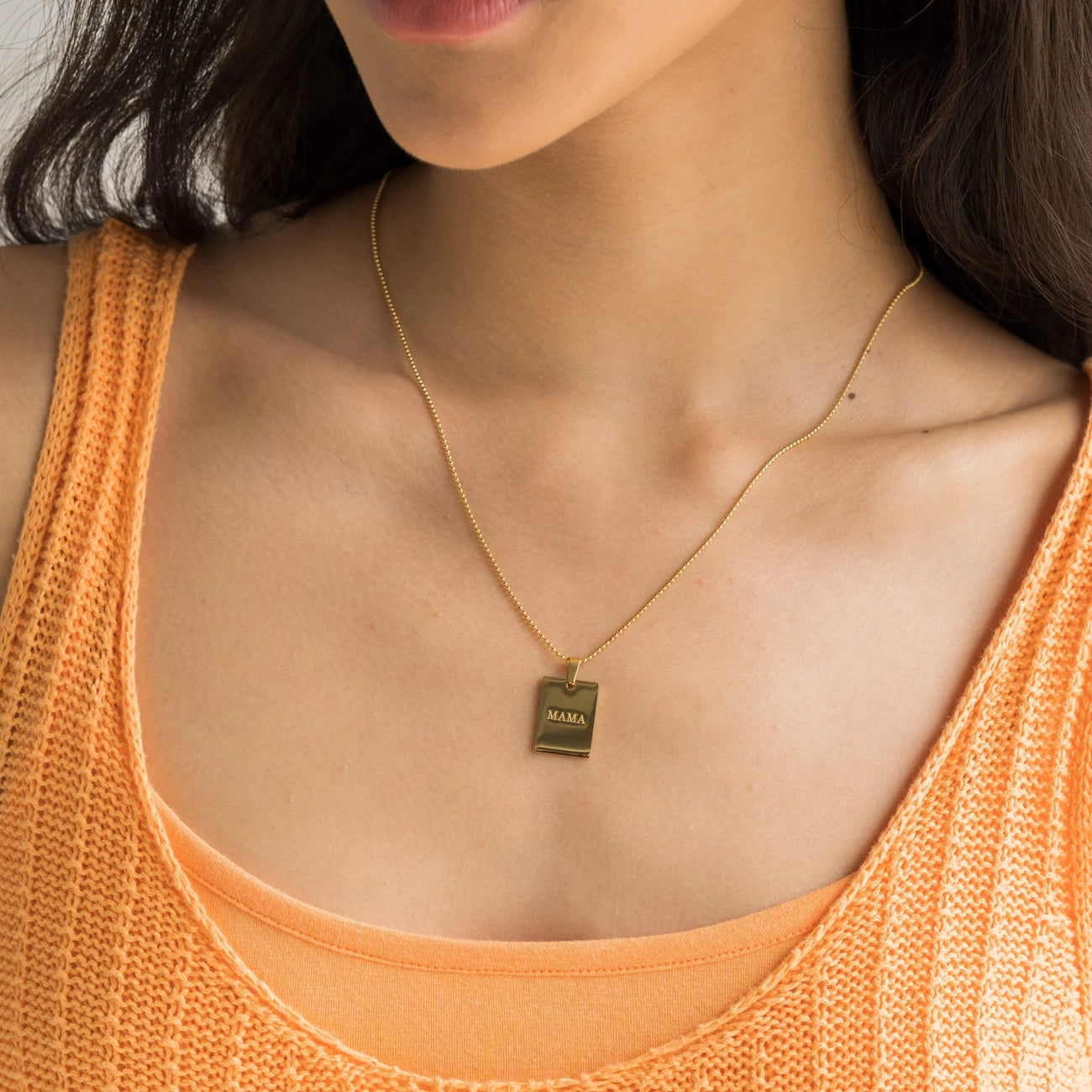 GOLD MAMA TAG PENDANT NECKLACE