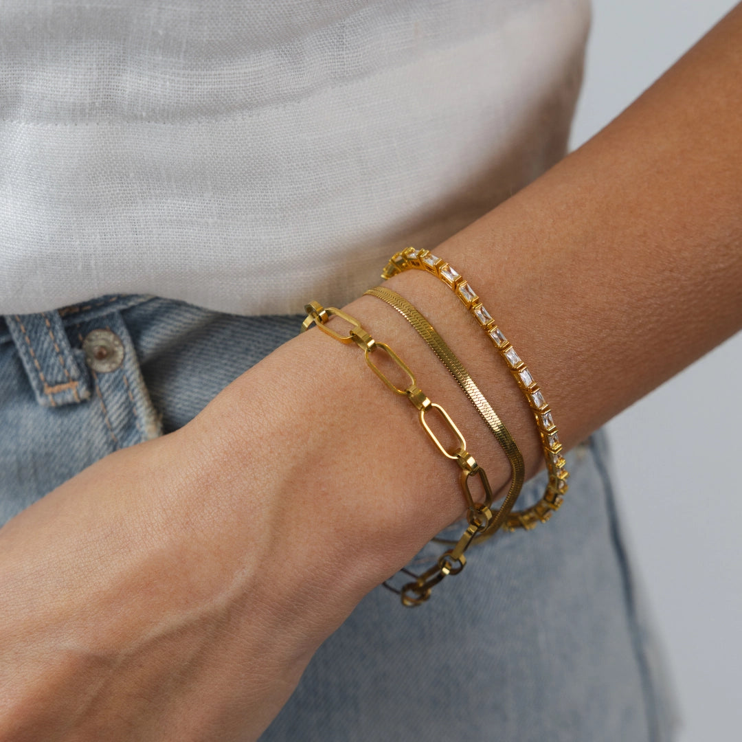 BAGUETTE TENNIS BRACELET