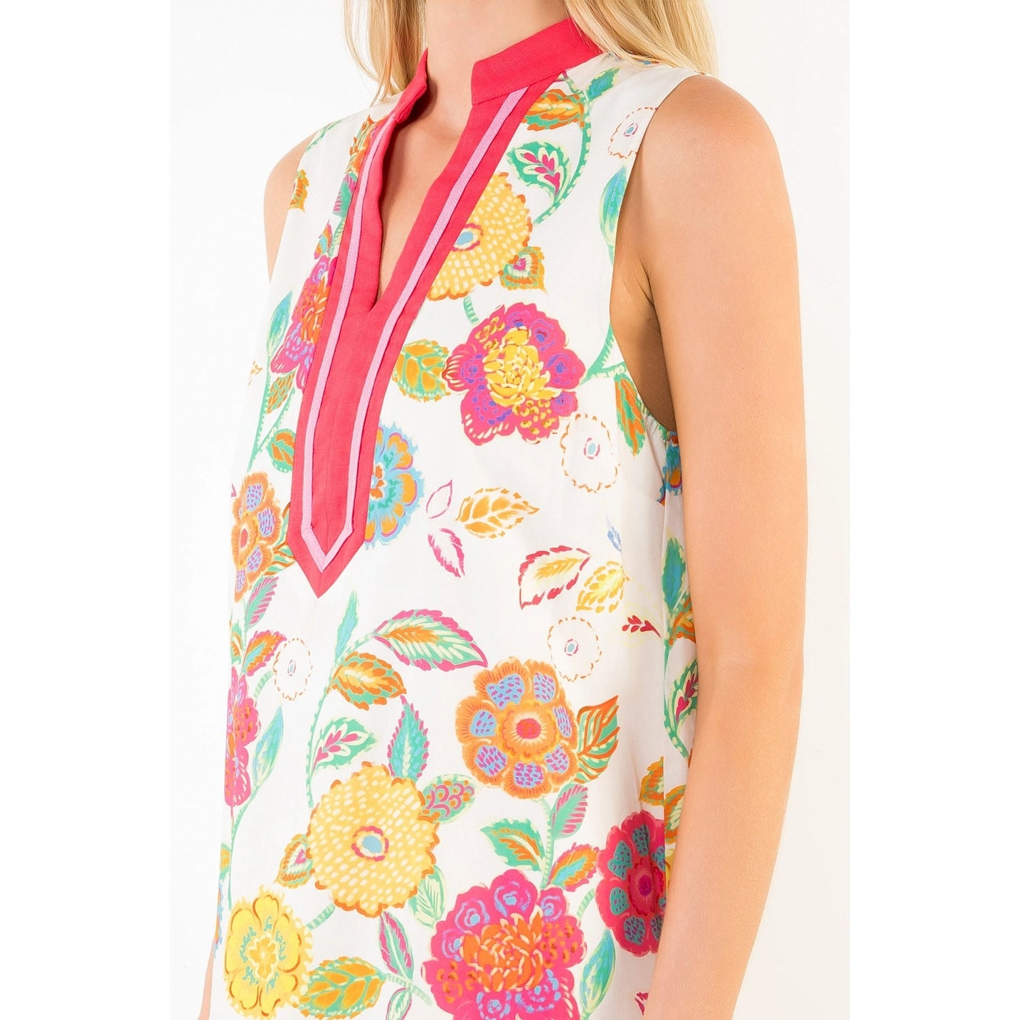 SLEEVELESS FLORAL PATTERN DRESS