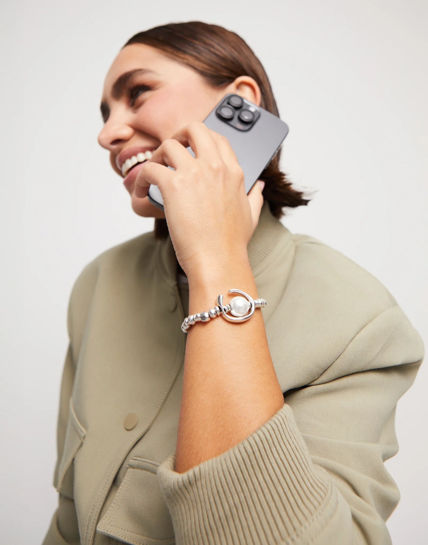 UNA VUELTA MAS SILVER WITH PEARL BRACELET