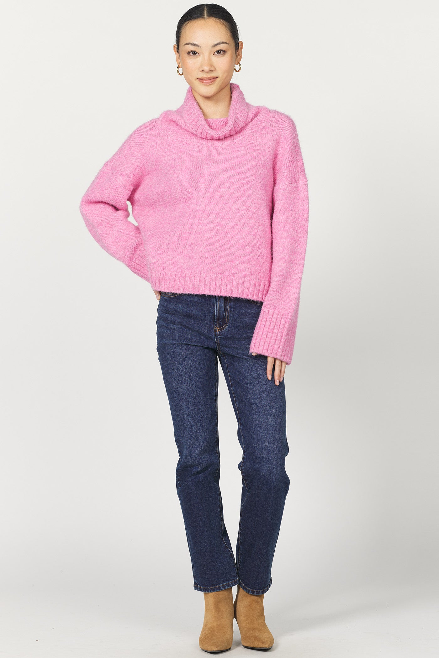 EVANGELINE SWEATER