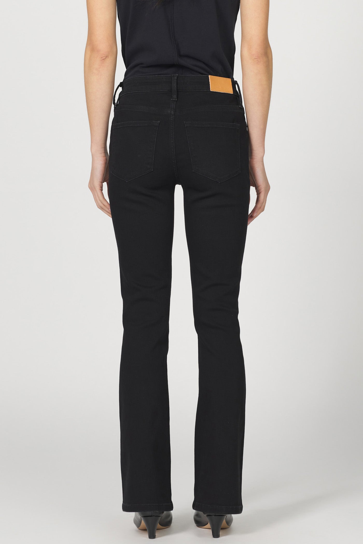 BLACK JAXTYN JEANS