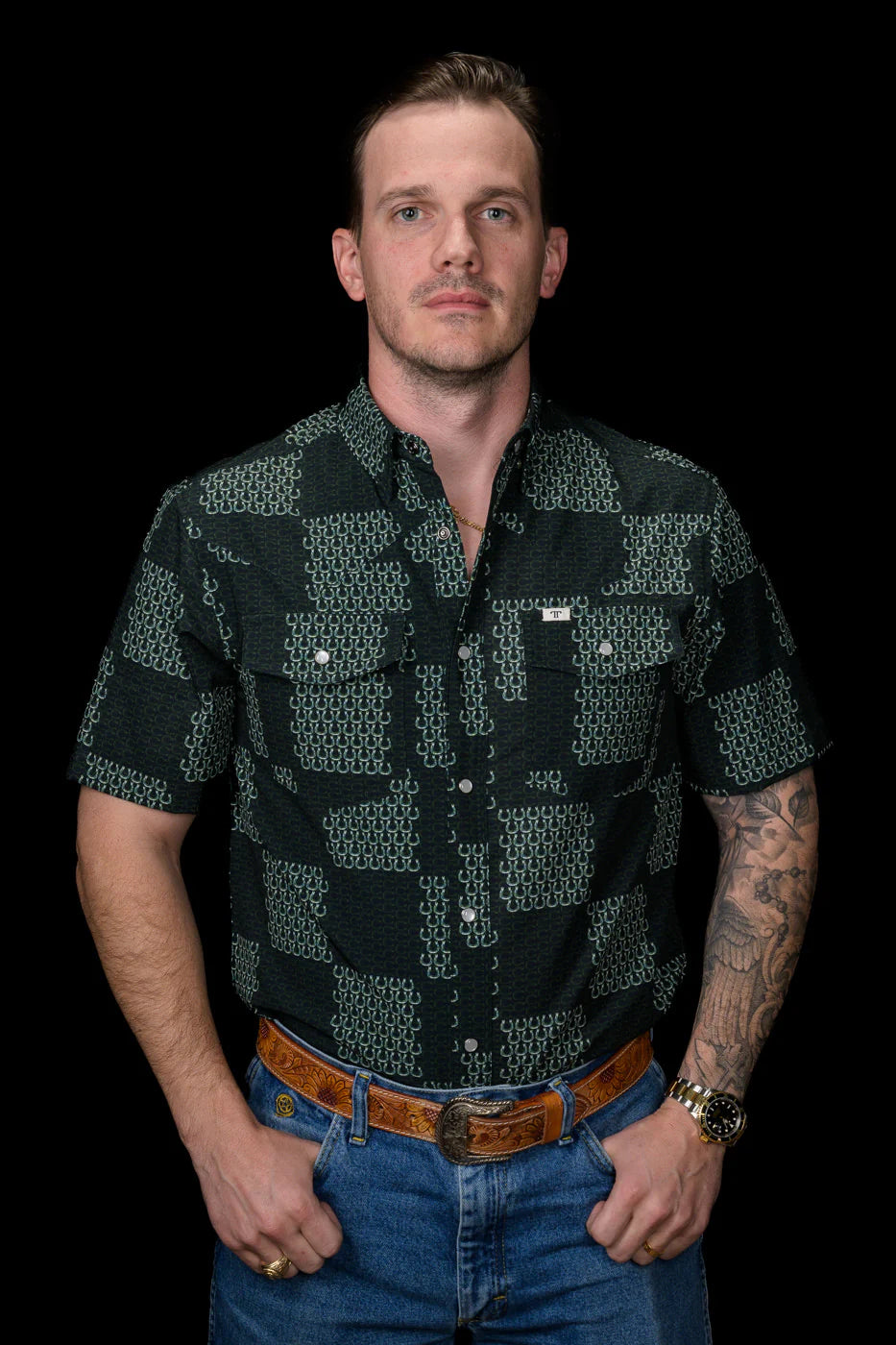 THE DALLAS GREEN SHORT SLEEVE SNAP