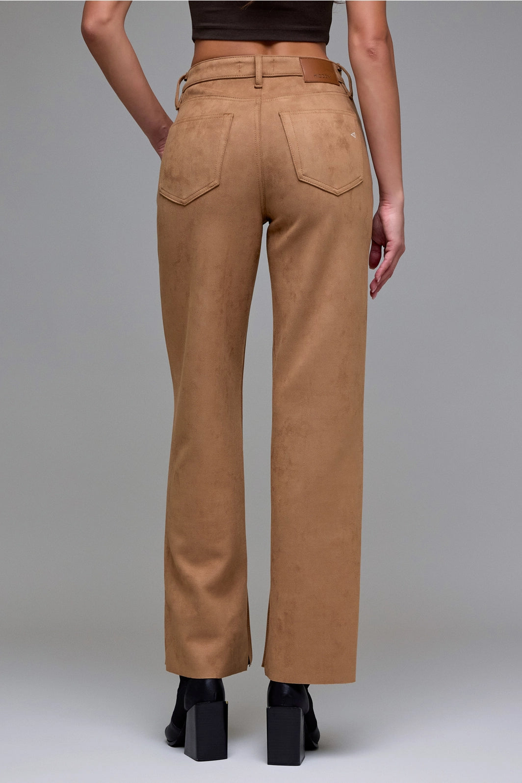 SUEDE CLASSIC STRAIGHT
