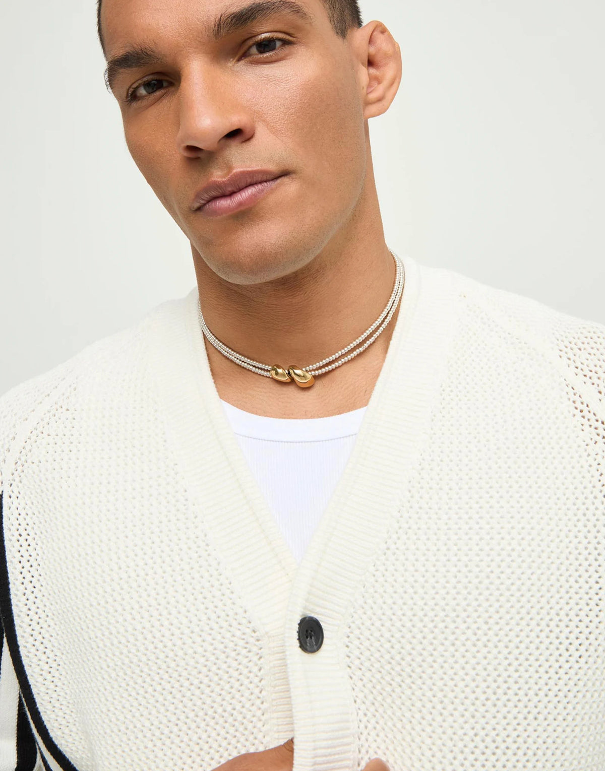 AXIS NECKLACE