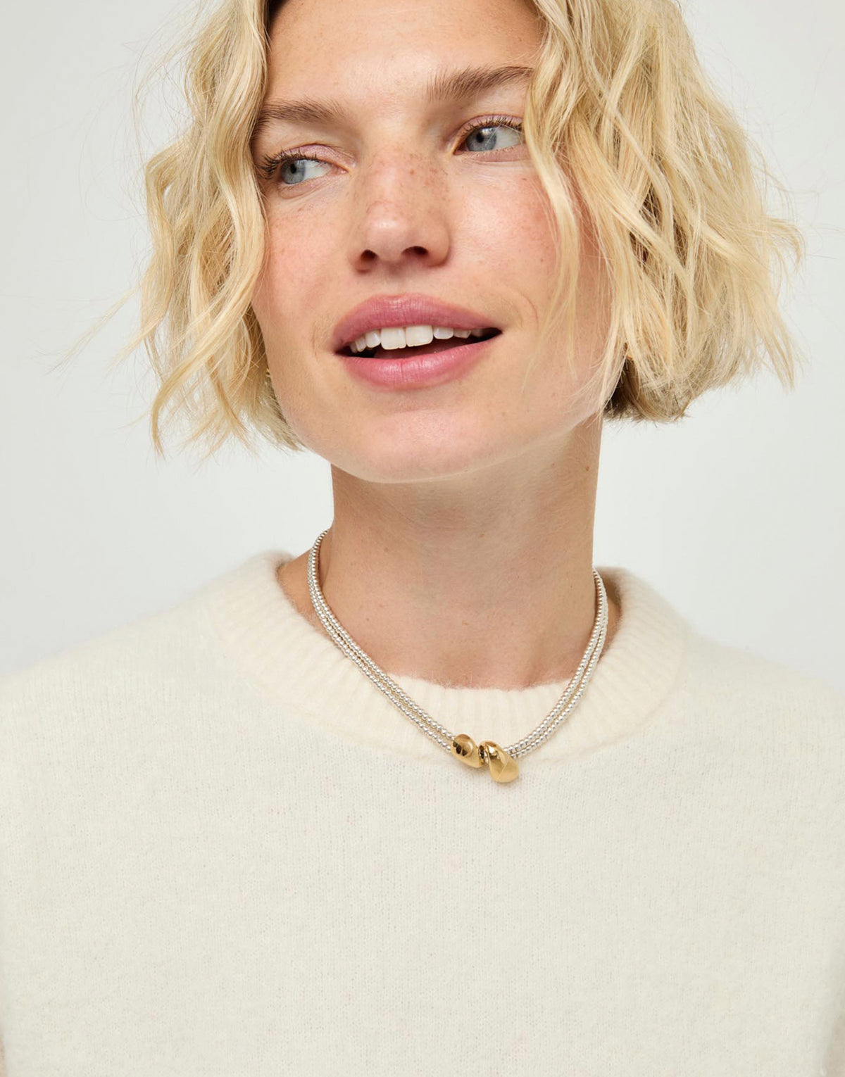 AXIS NECKLACE