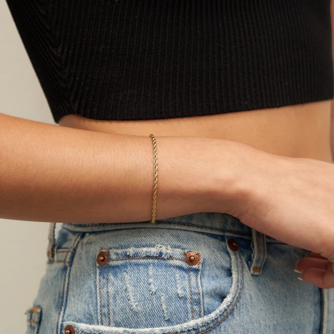 STAPLE ROPE BRACELET