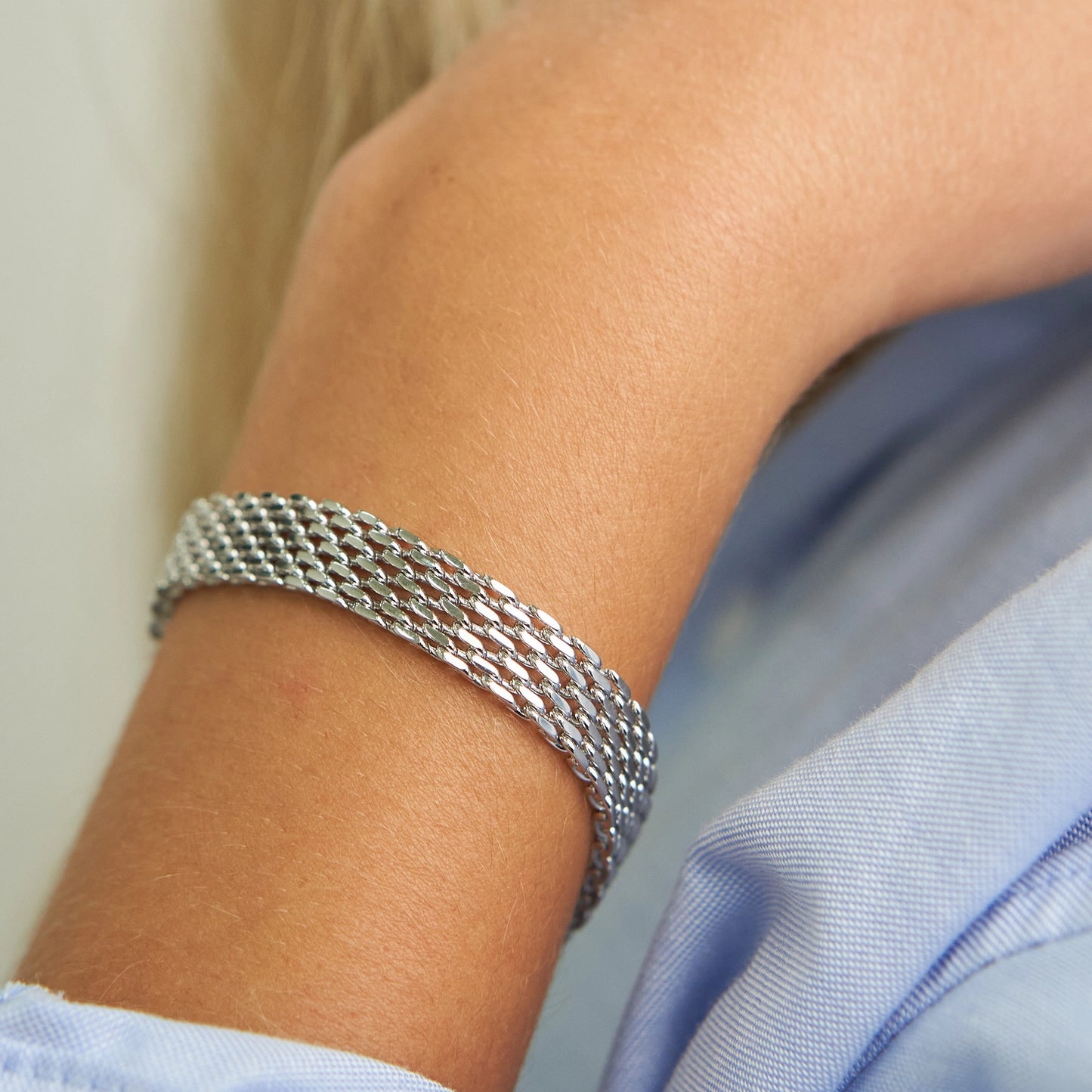 SILVER BRAIDED BRACLET