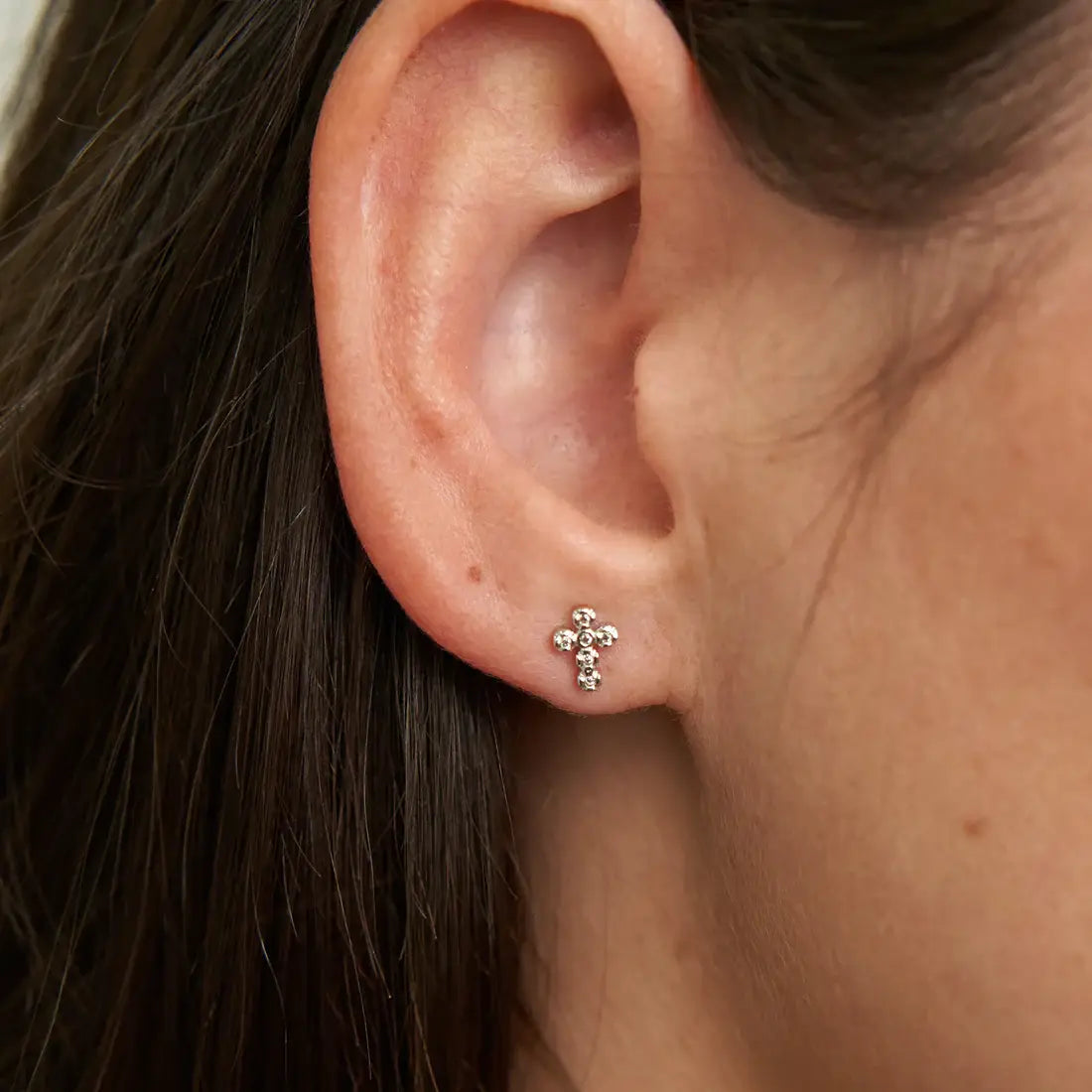 SILVER CROSS STUDS