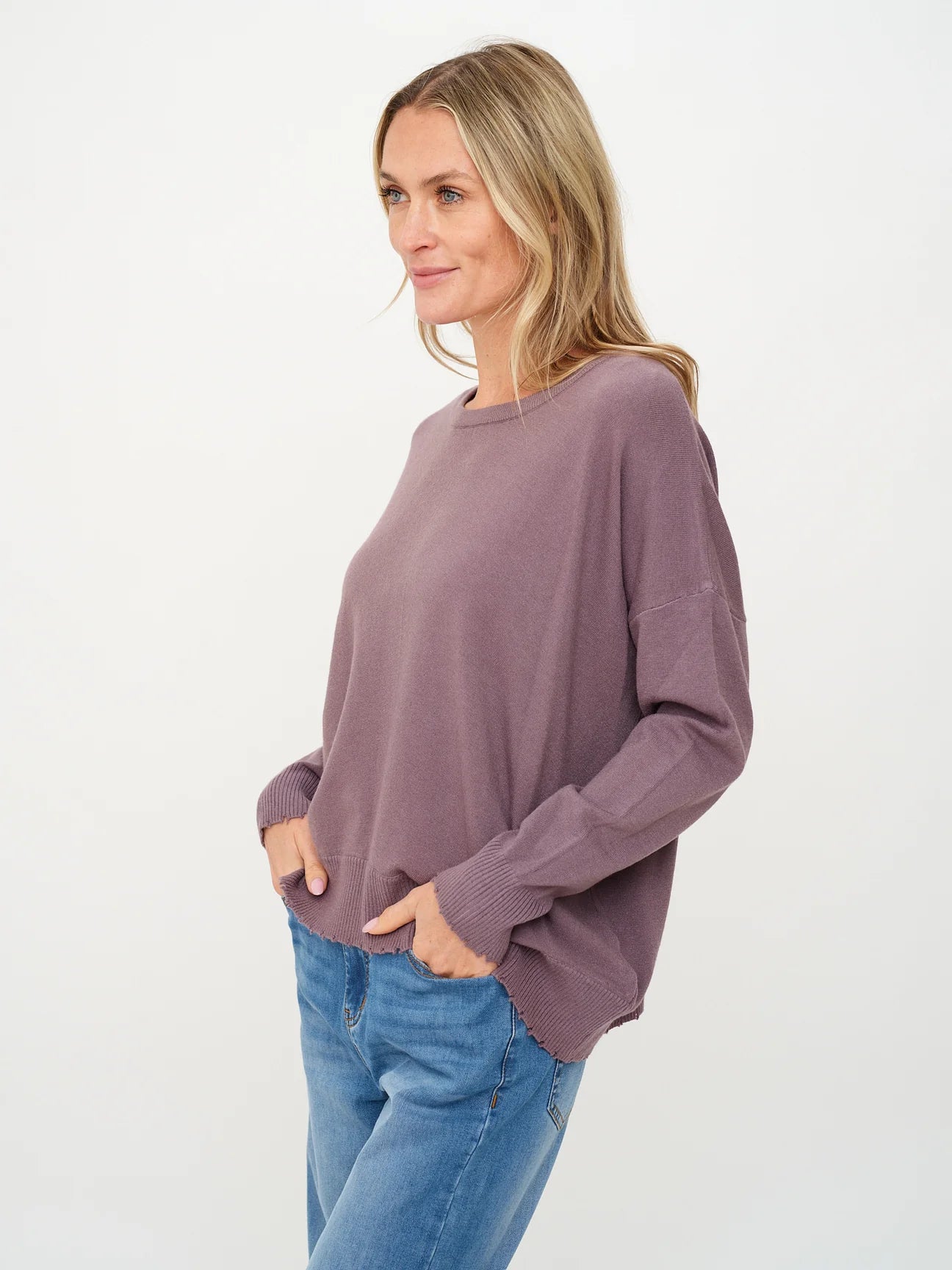 ANGII FRAYED SWEATER