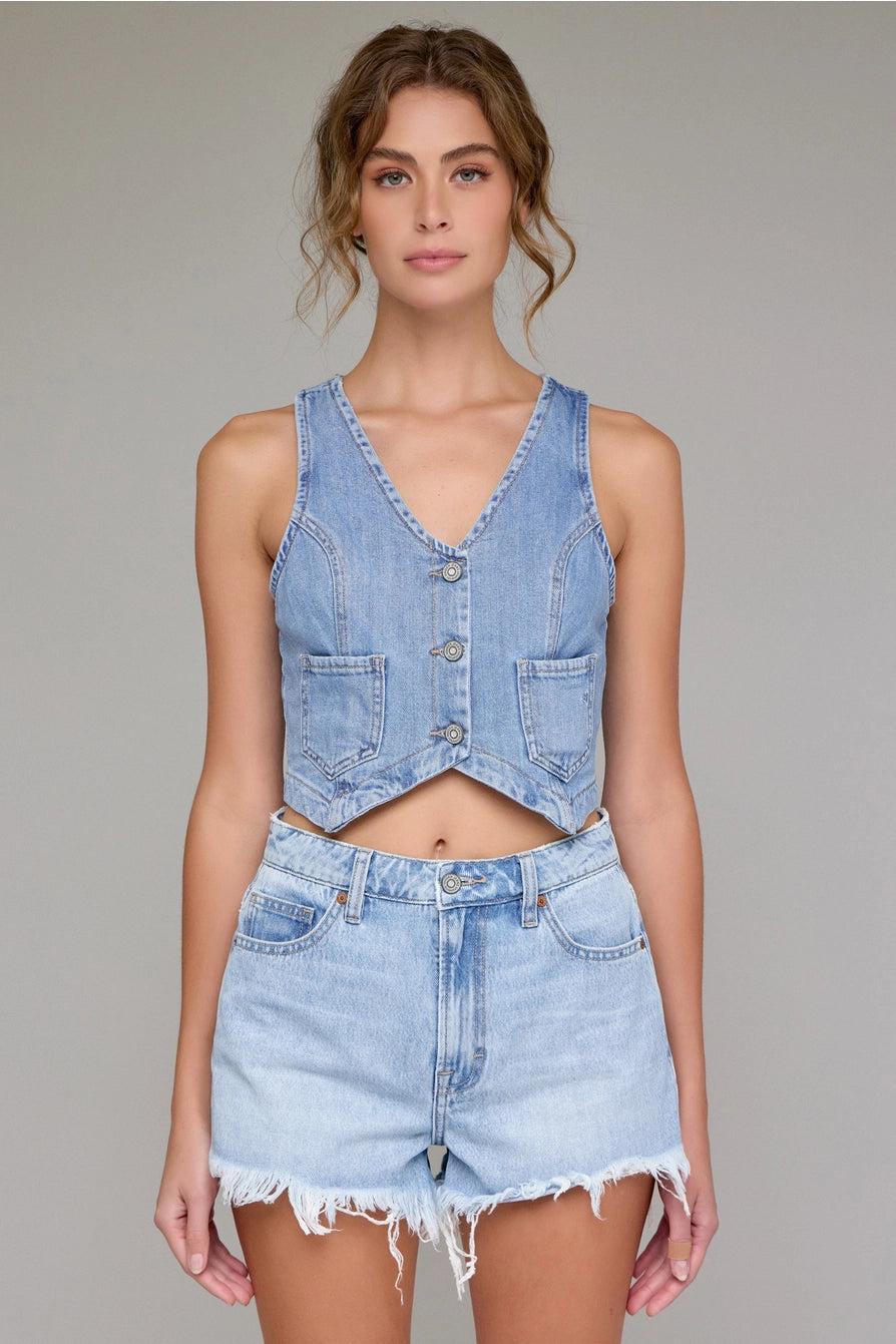 CROPPED FITTED VEST
