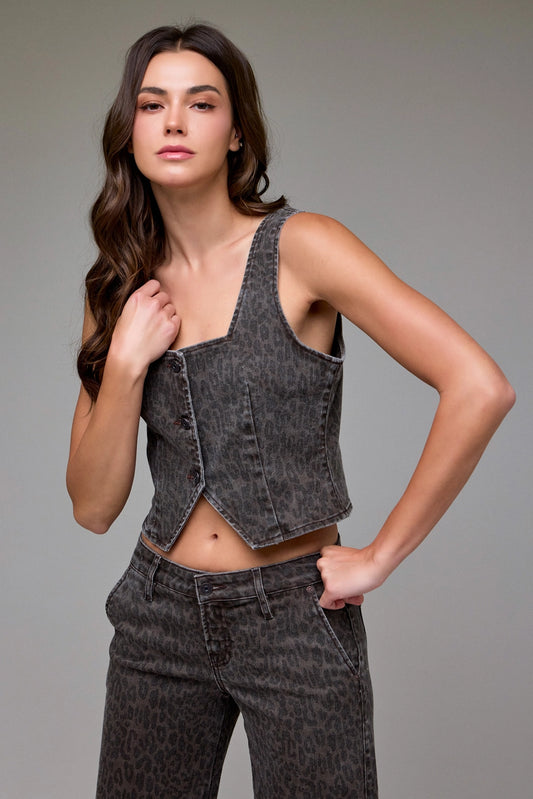 SQUARE NECK CHEETAH VEST