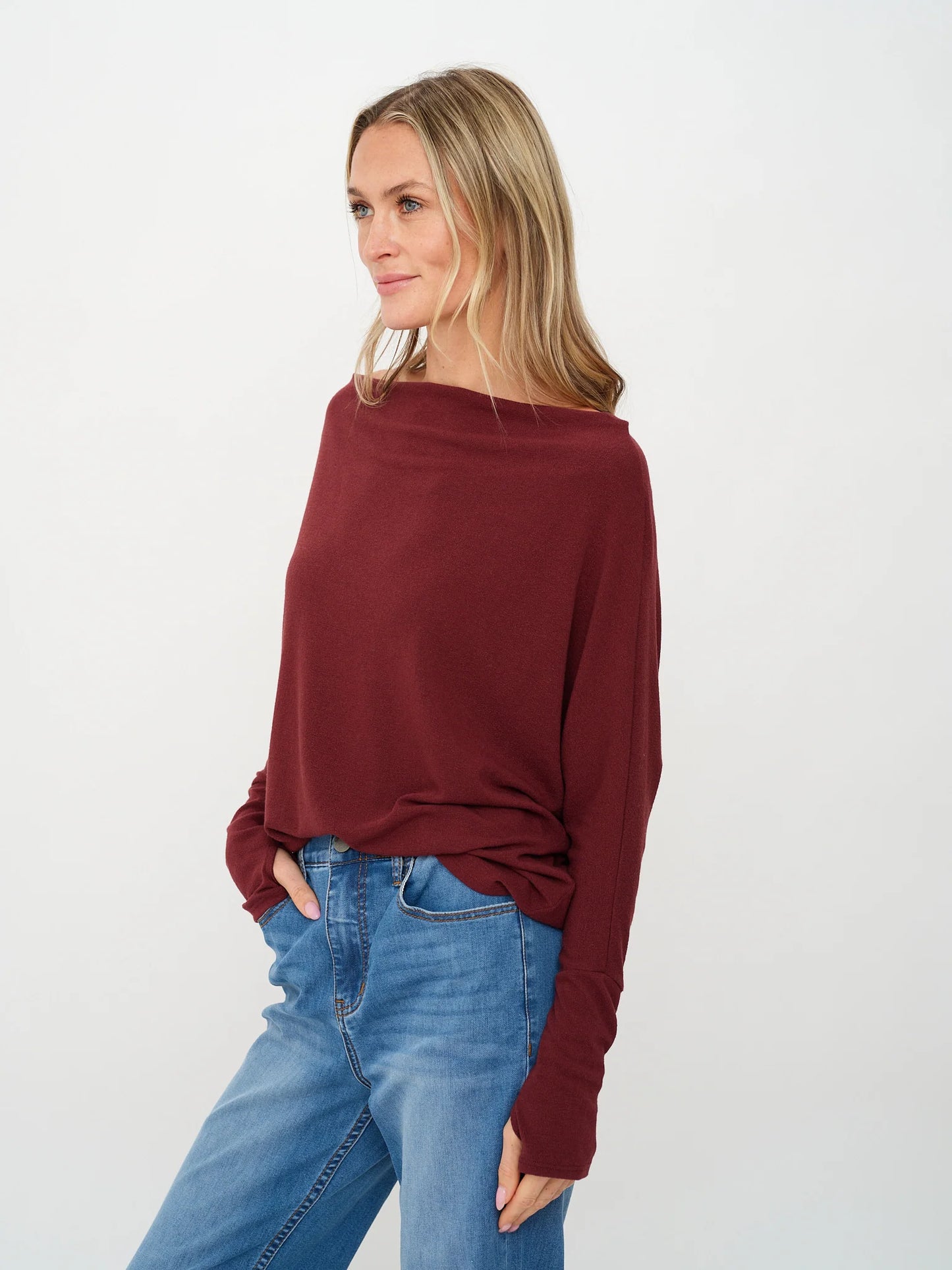 BURGUNDY ANYWHERE TOP