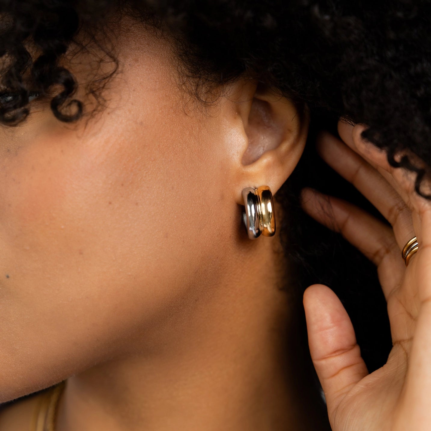 TWIN TONE HOOPS