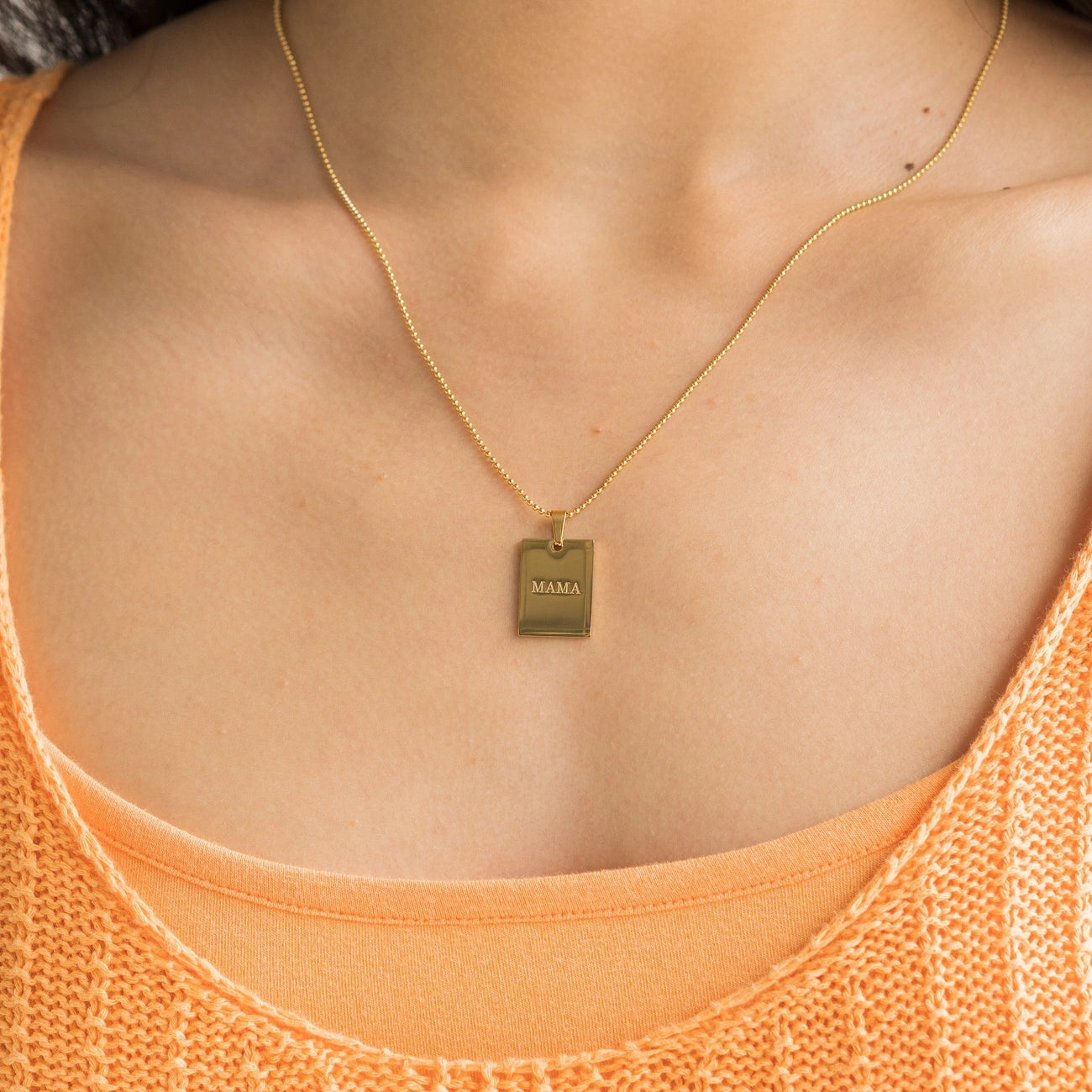 GOLD MAMA TAG PENDANT NECKLACE