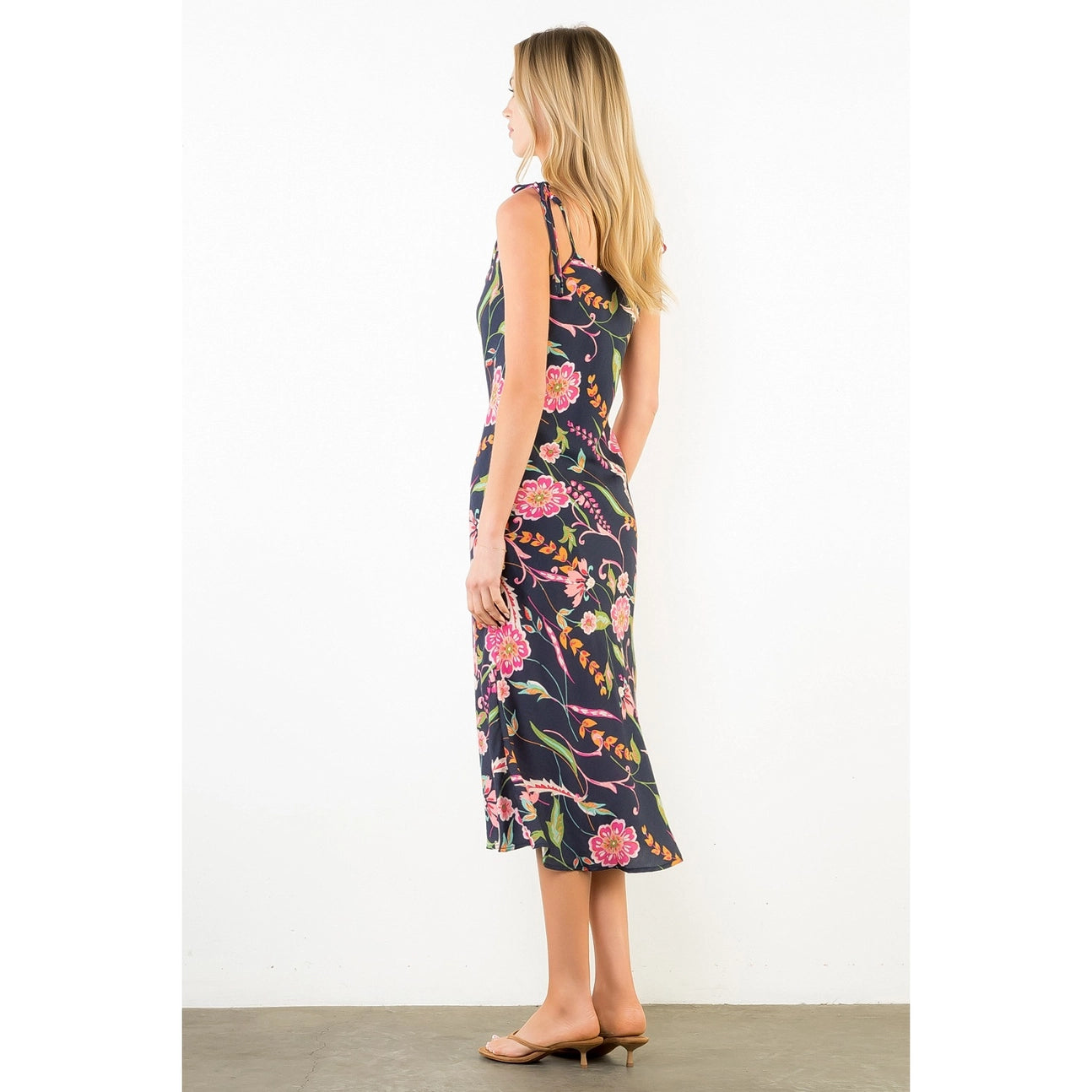 TIE STRAP FLORAL DRESS
