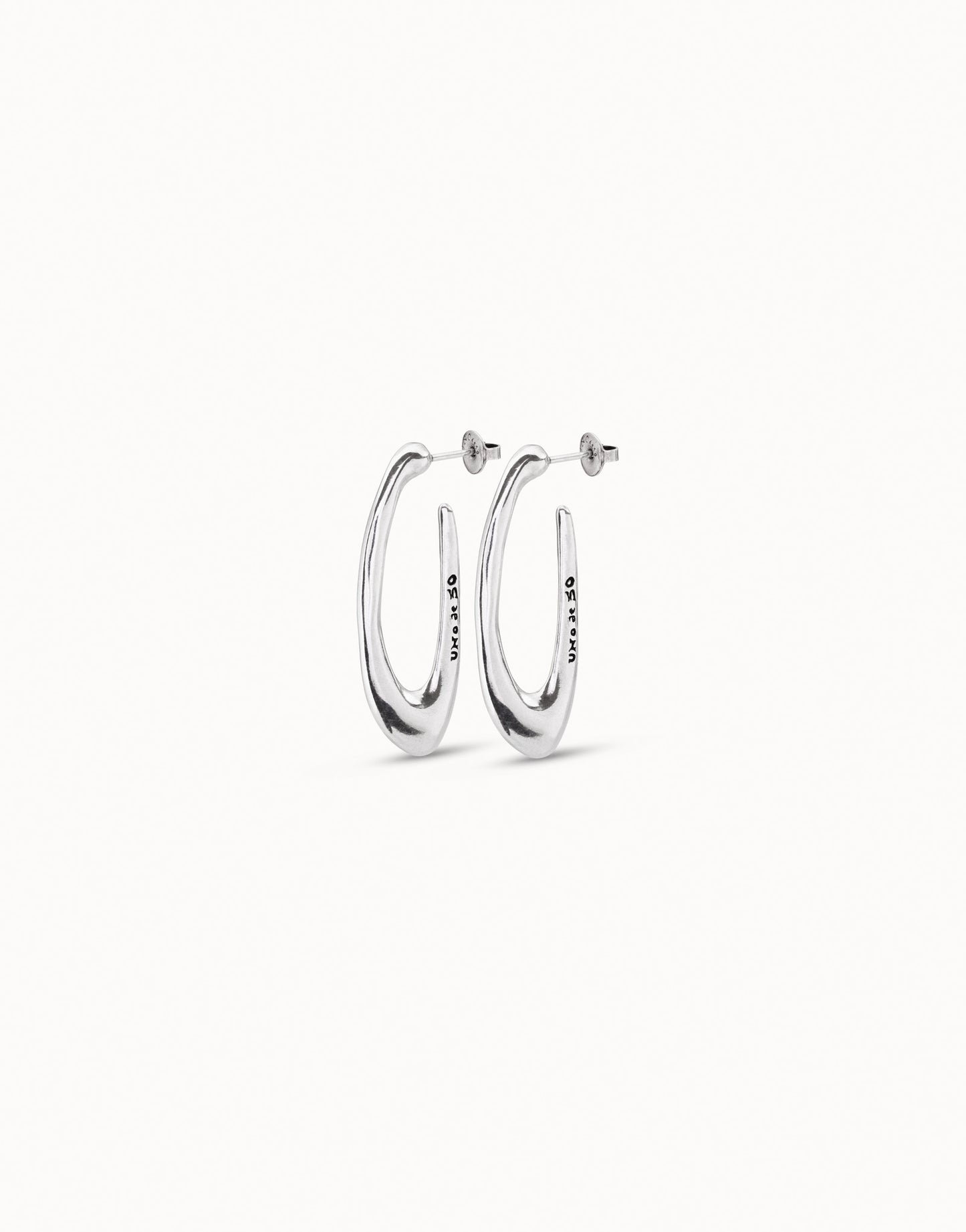 TU ORBITAS SILVER EARRING