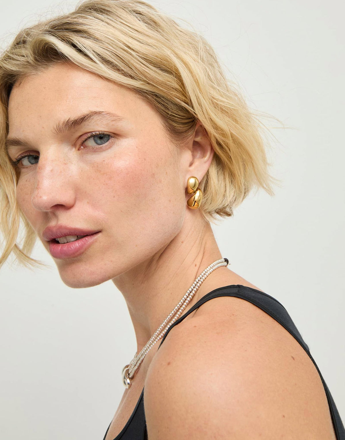 ESSENTIA EARRINGS
