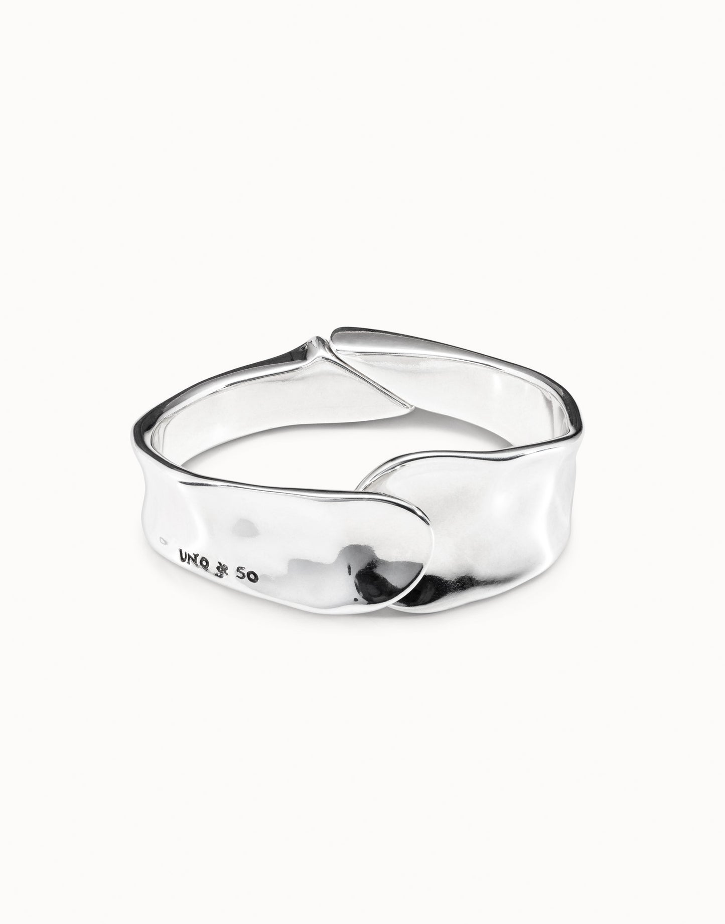OLAS SILVER CUFF BRACELET