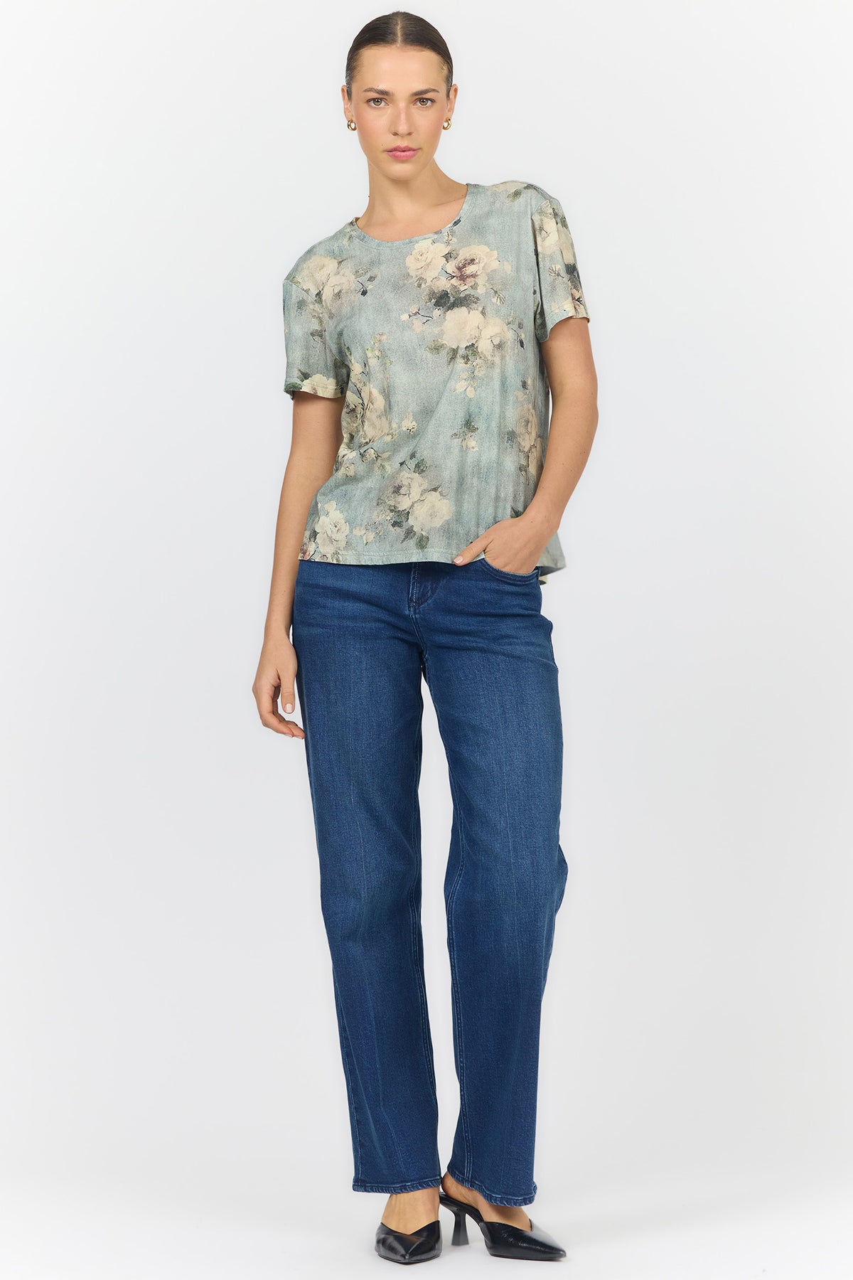 SEA GLASS GARDEN TEE