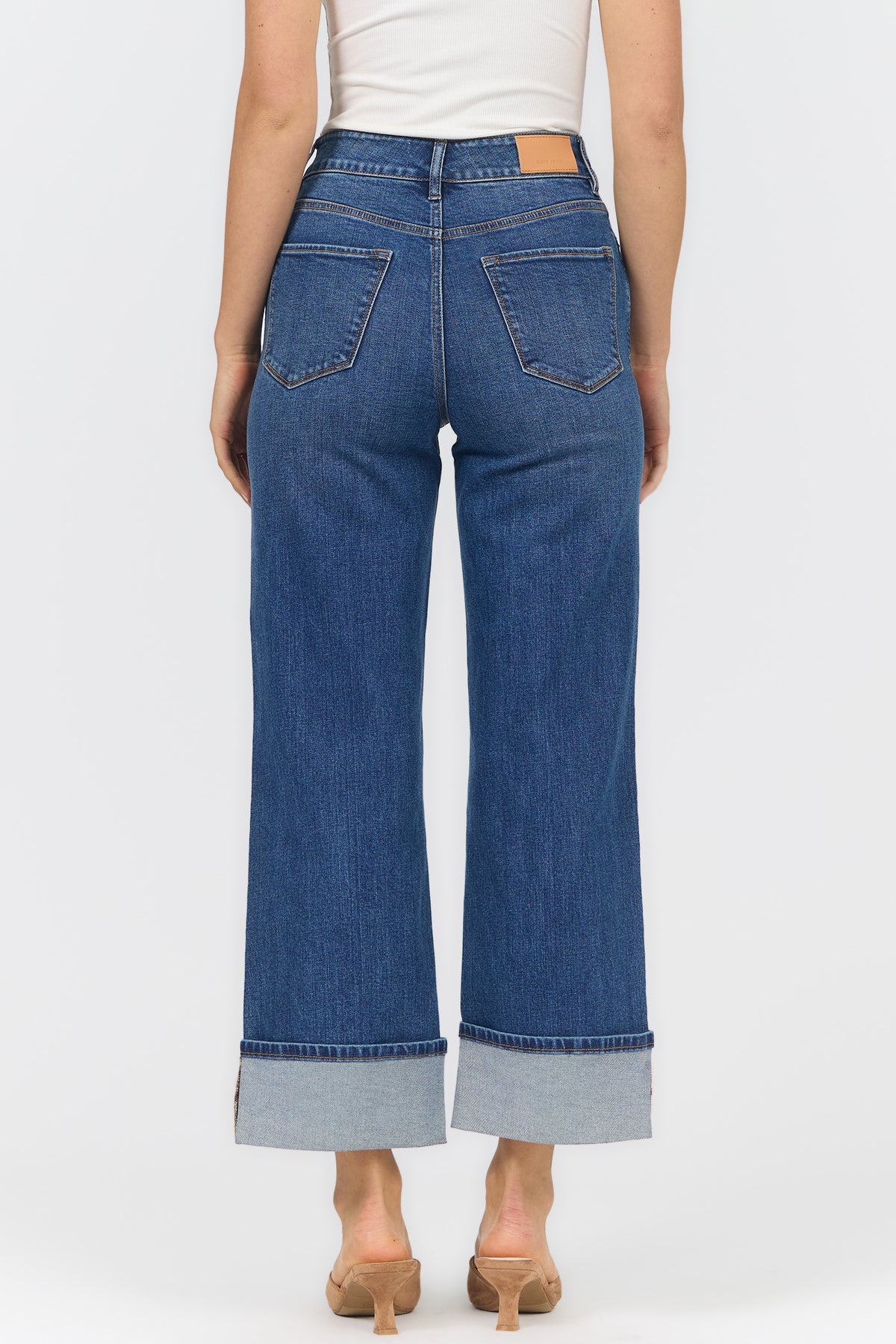 HOLLY JEANS