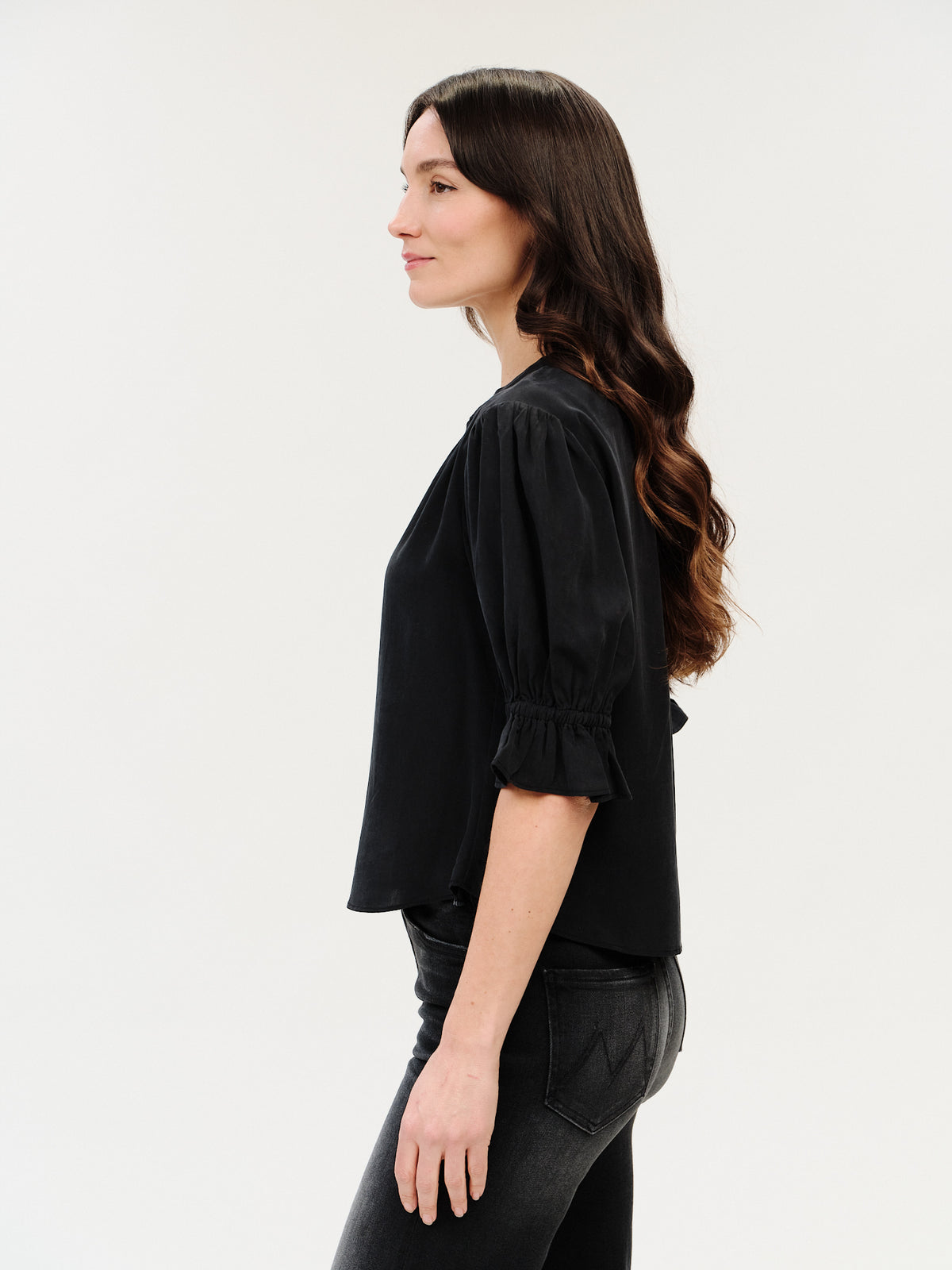 JOSIE V-NECK FLUTTER SLEEVE TOP