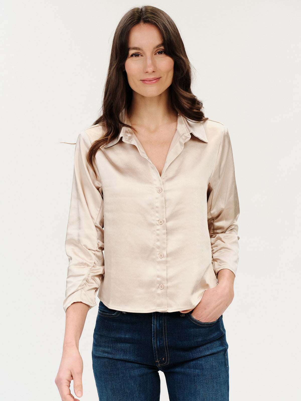 DESSI RUCHED SLEEVE BUTTON DOWN