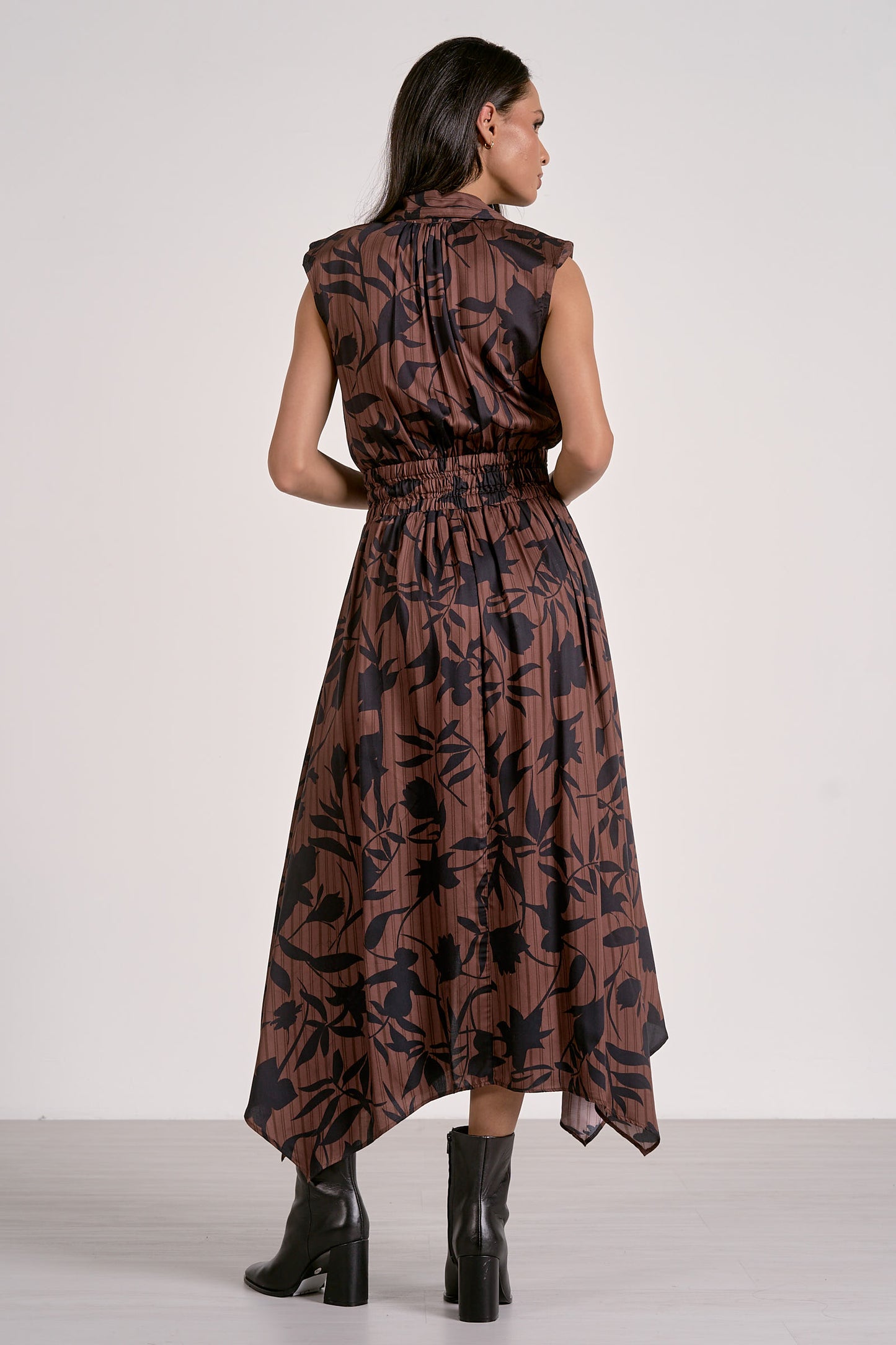 BROWN FOLIAGE BELTED DRESS