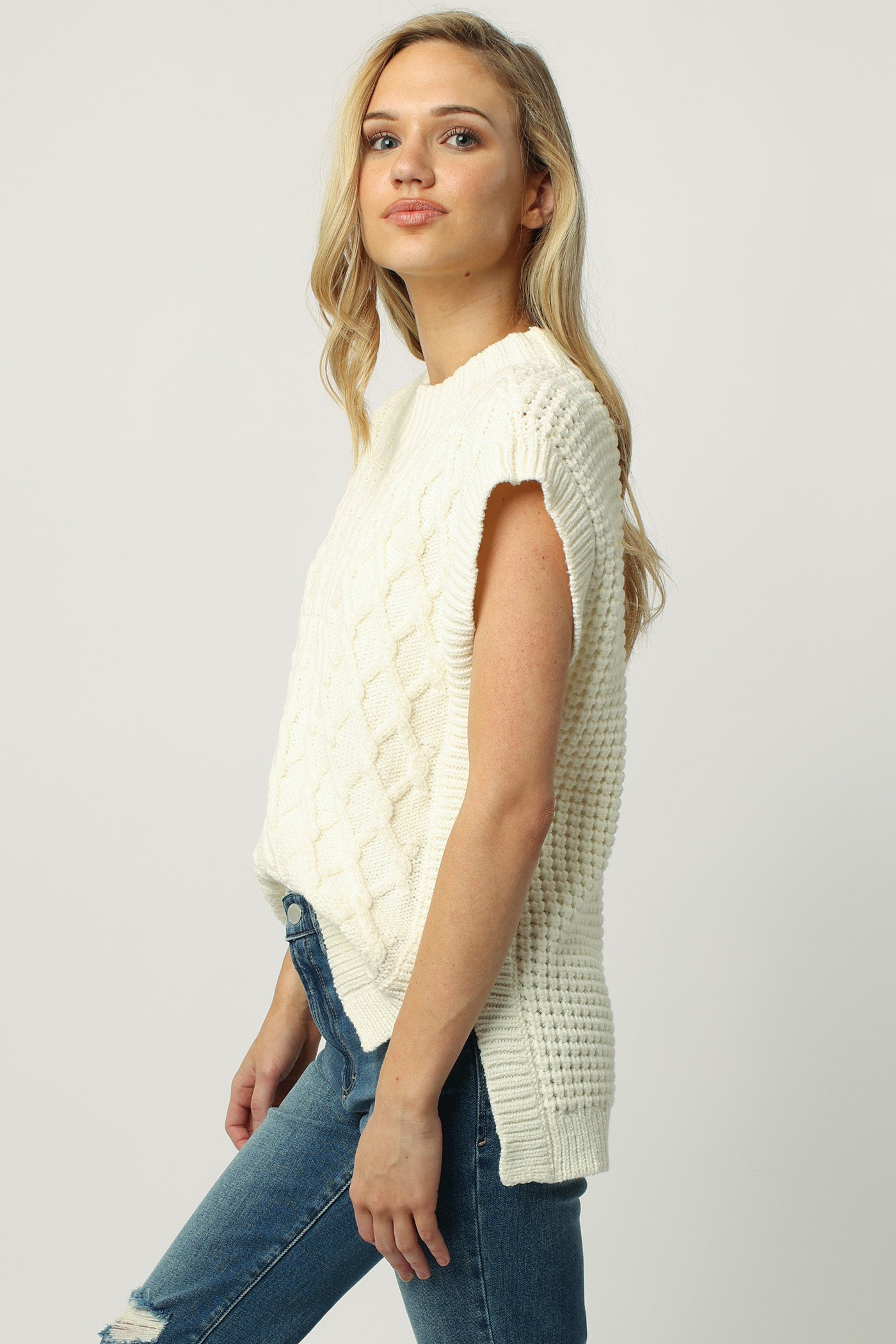 BRIANA MILKY SWEATER TOP