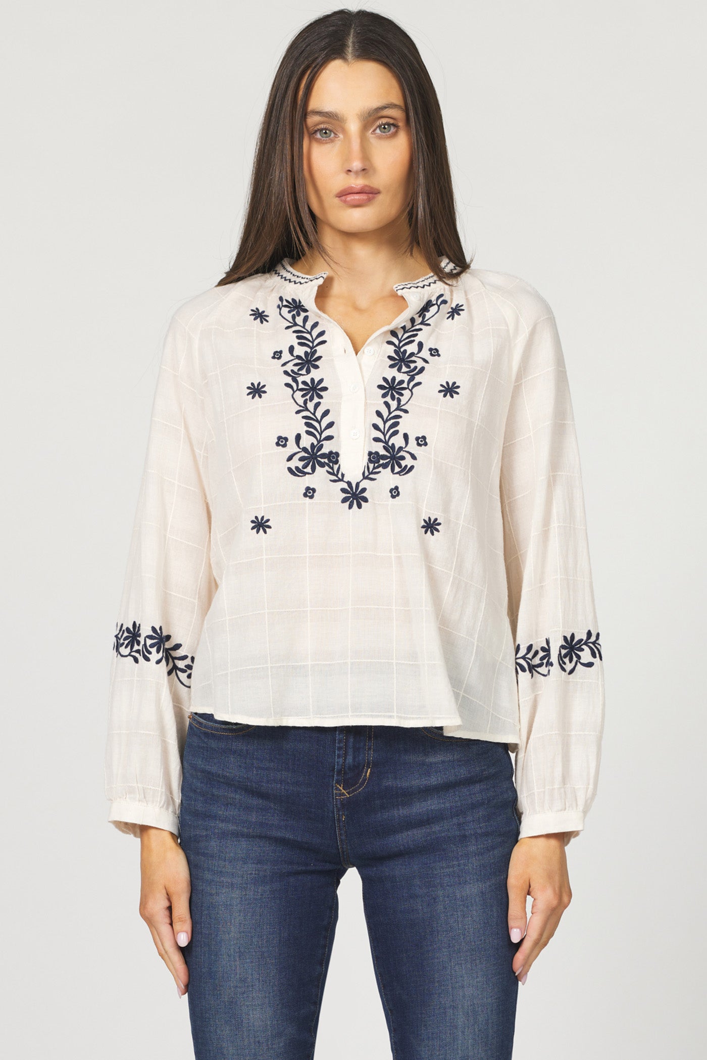 ELLA EMBROIDERED BLOUSE