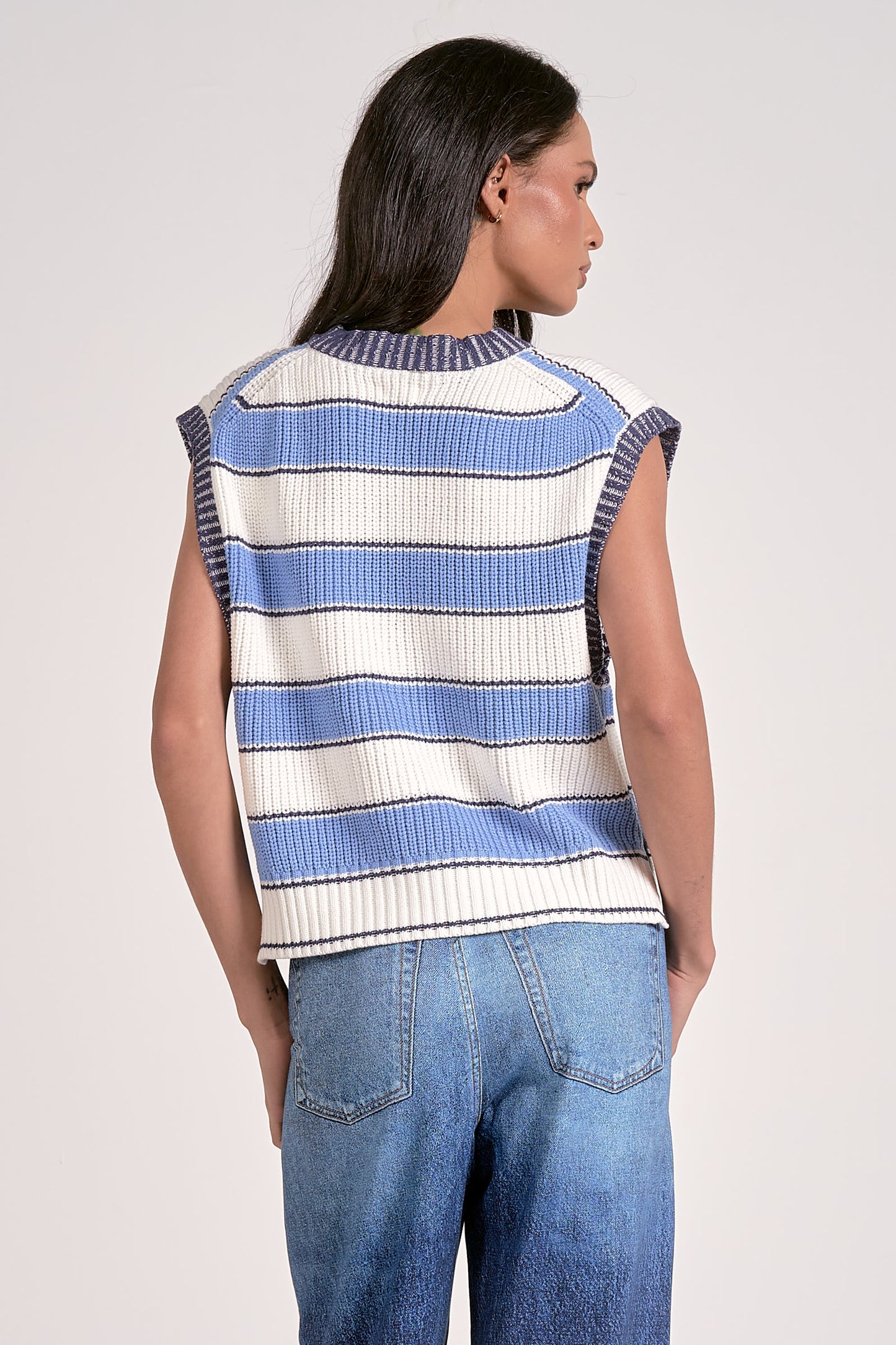 LIGHT BLUE STRIPE SWEATER