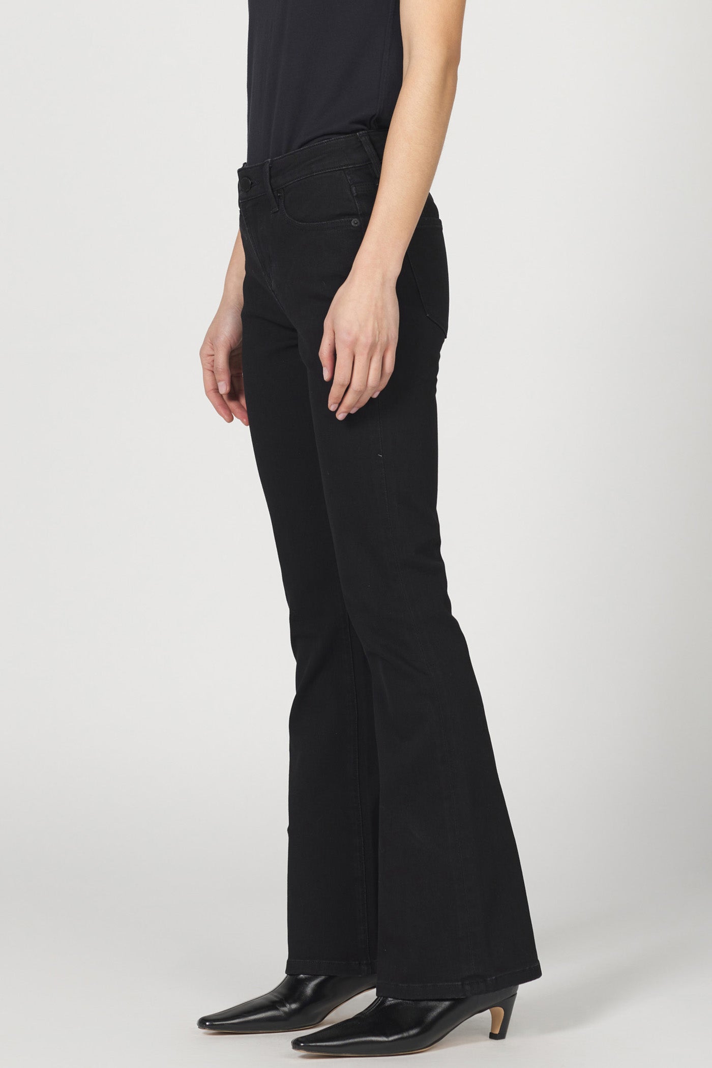 BLACK JAXTYN JEANS