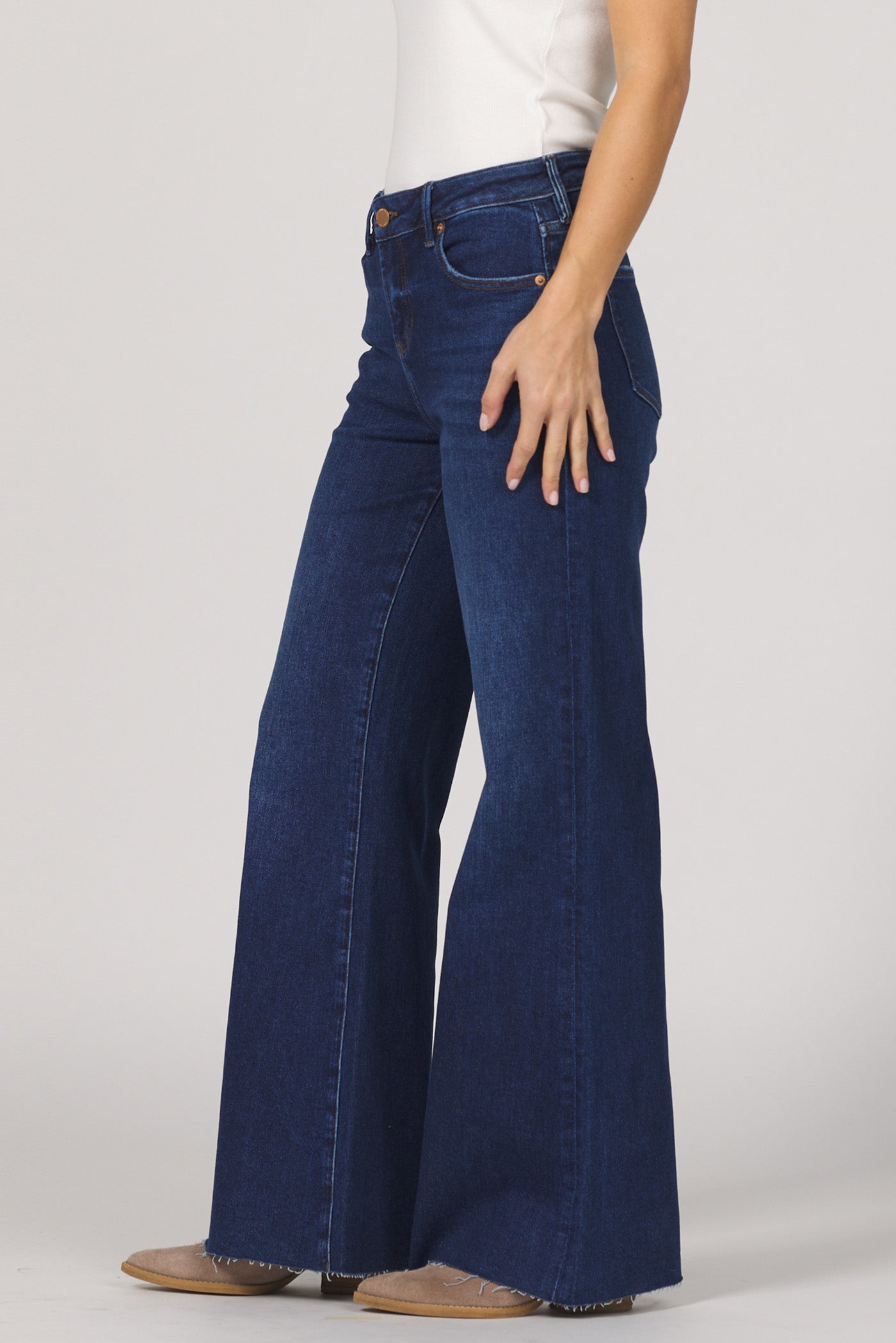MICAH WIDE LEG JEANS