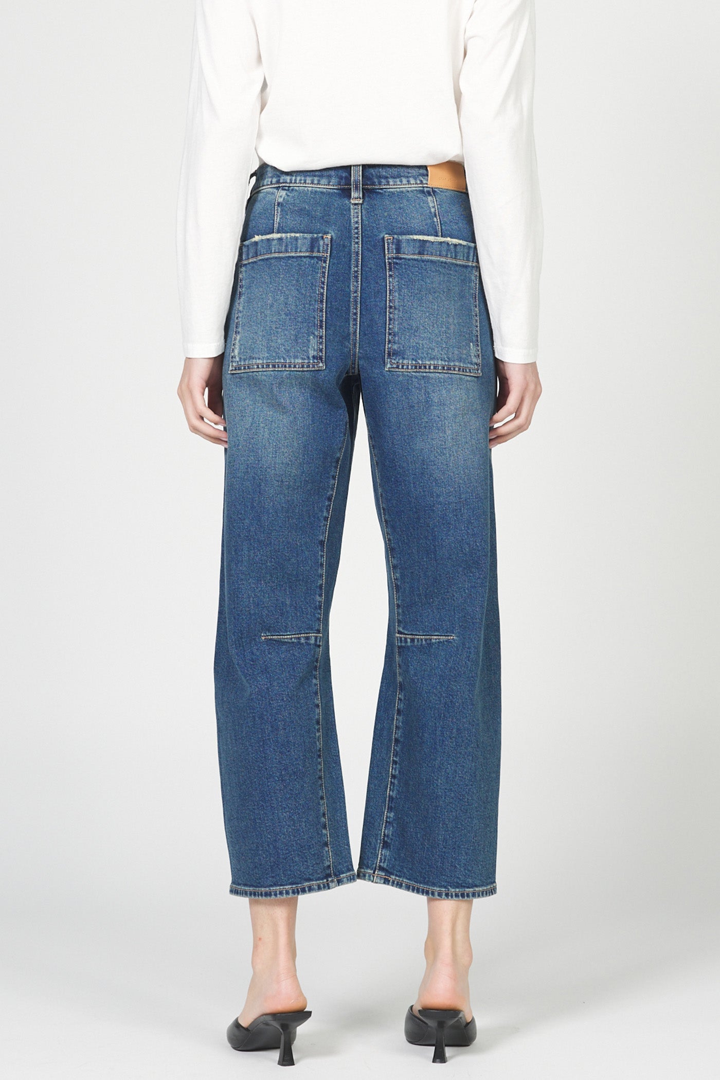 CROPPED LASSO JEANS