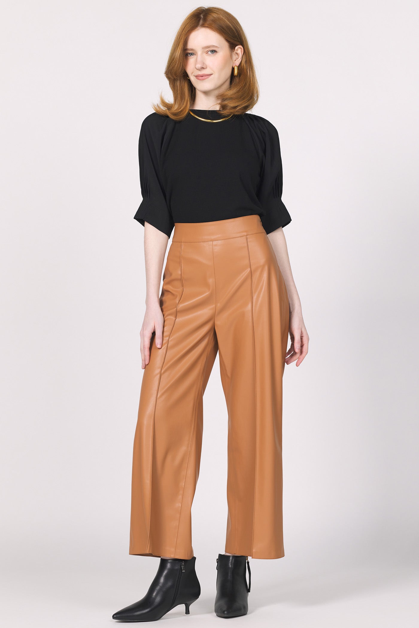 CROPPED FAUX LEATHER PANT