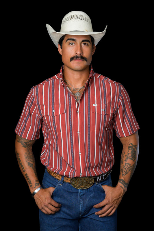 THE BROOKS IN RED SHORT SLEEVE SNAP