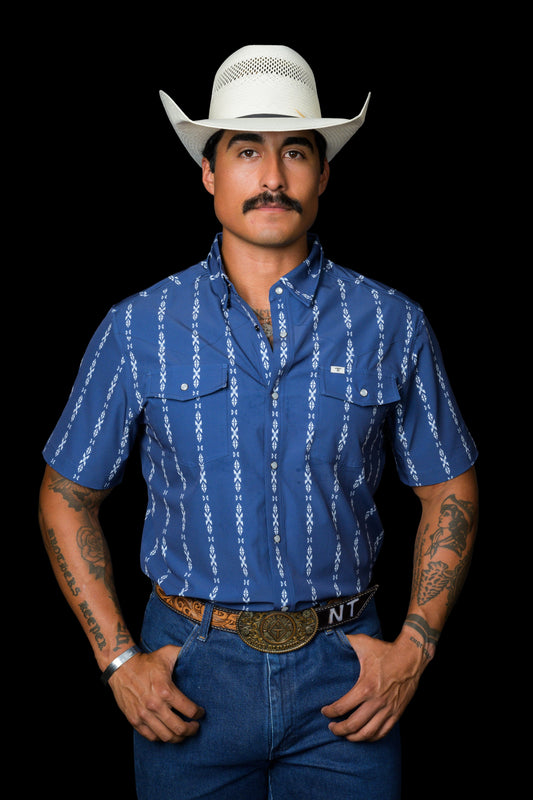 THE MAVERICK IN BLUE SHORT SLEEVE SNAP