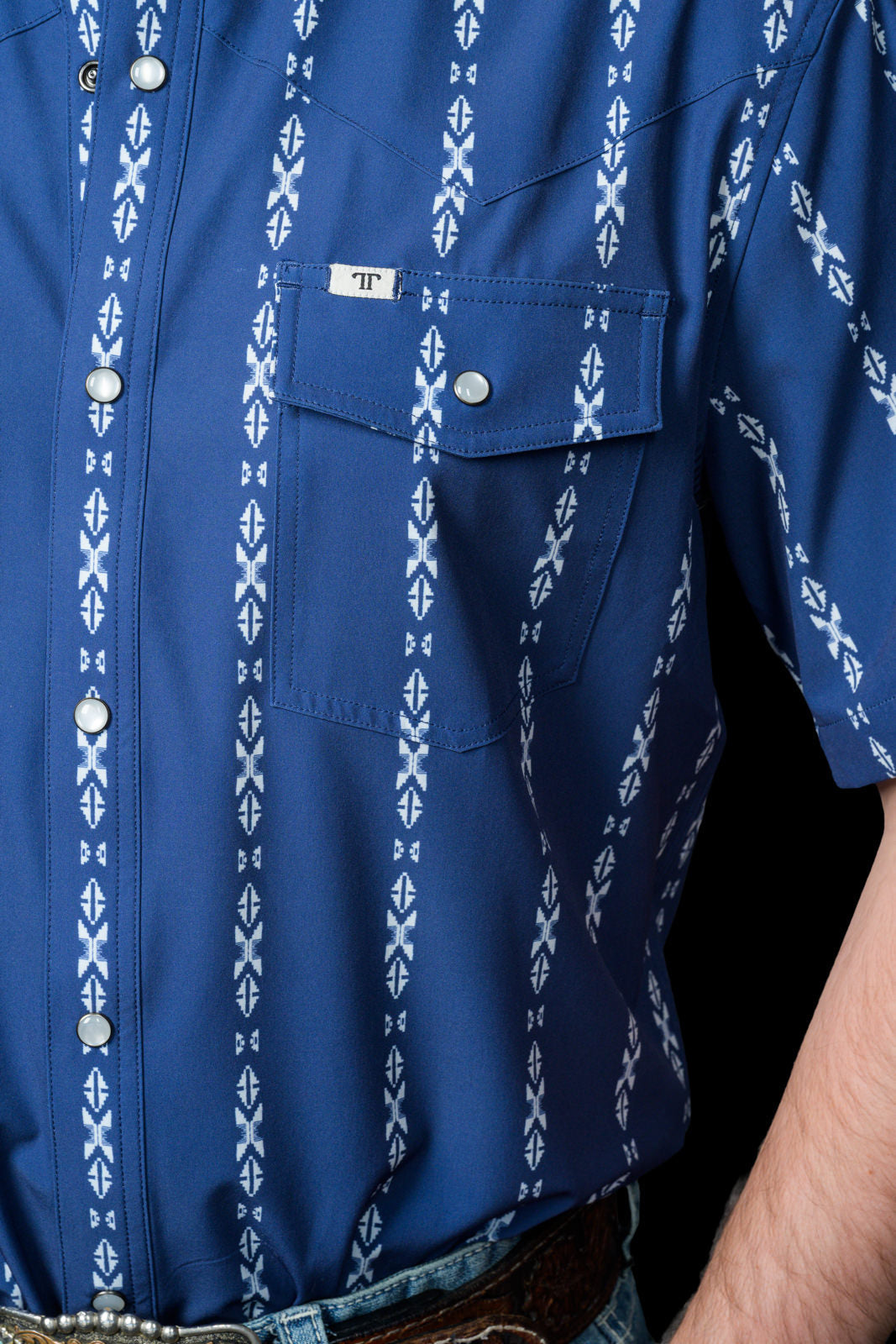 THE MAVERICK IN BLUE SHORT SLEEVE SNAP