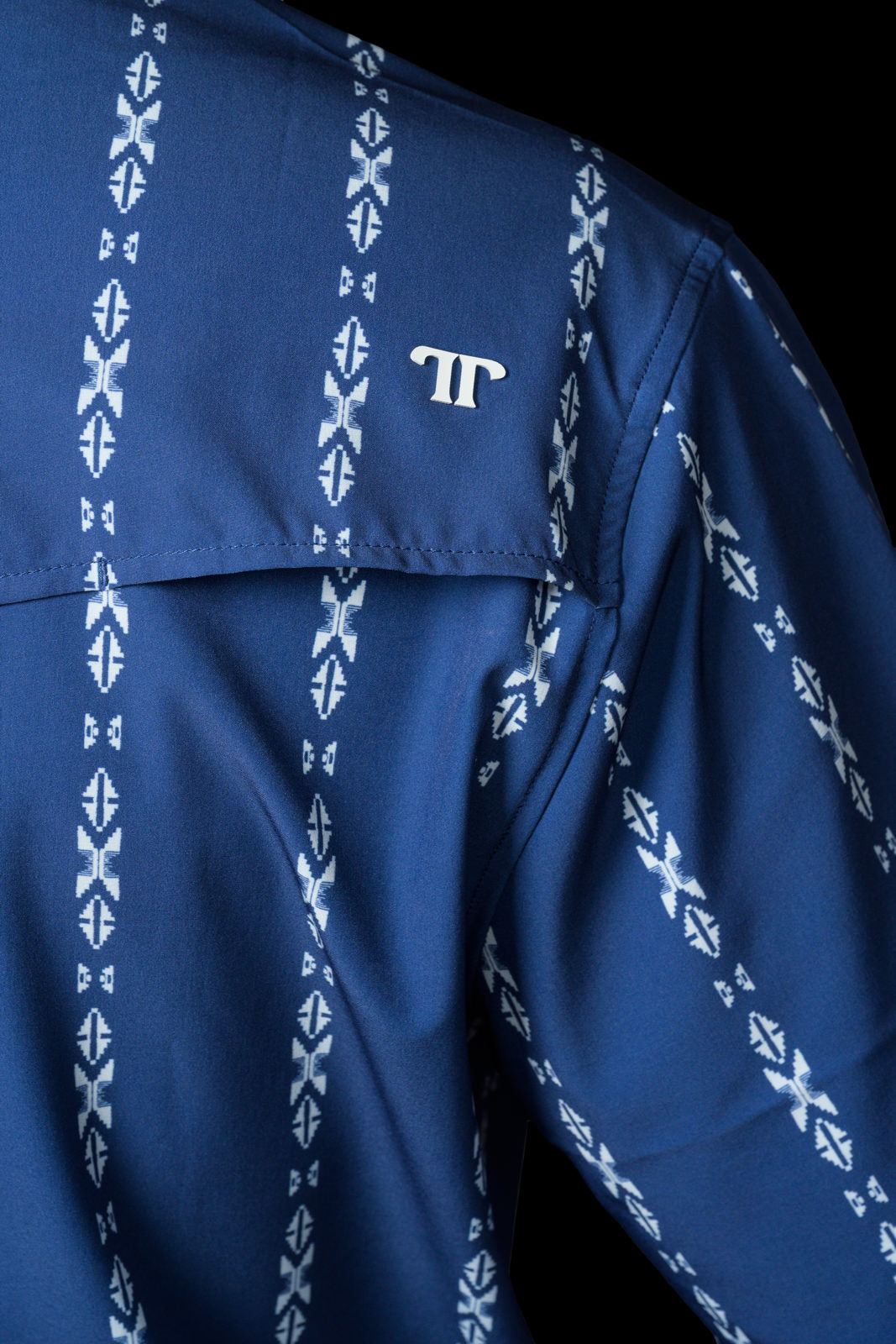 THE MAVERICK IN BLUE SHORT SLEEVE SNAP