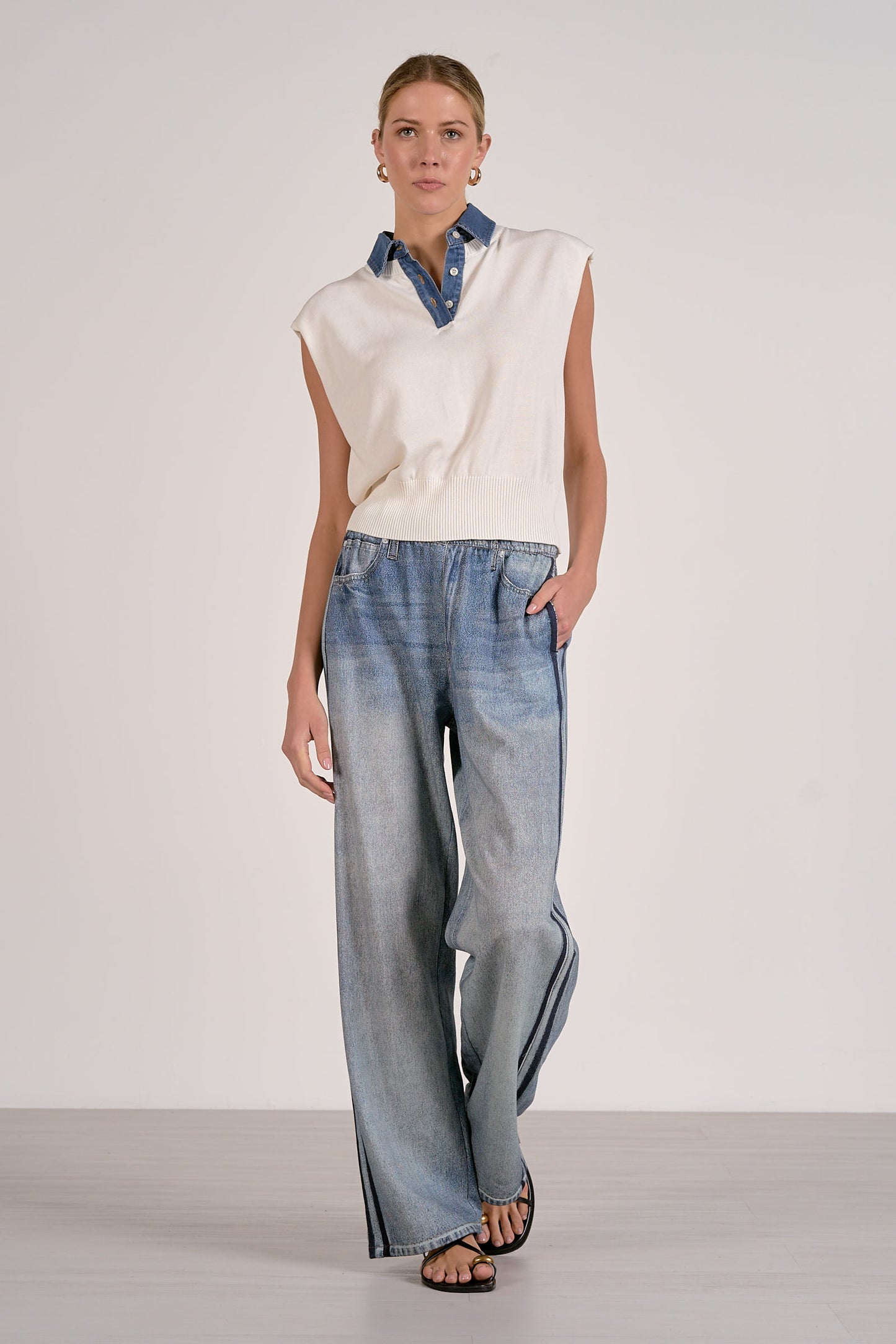 SLEEVELESS TOP WITH DENIM COLLAR