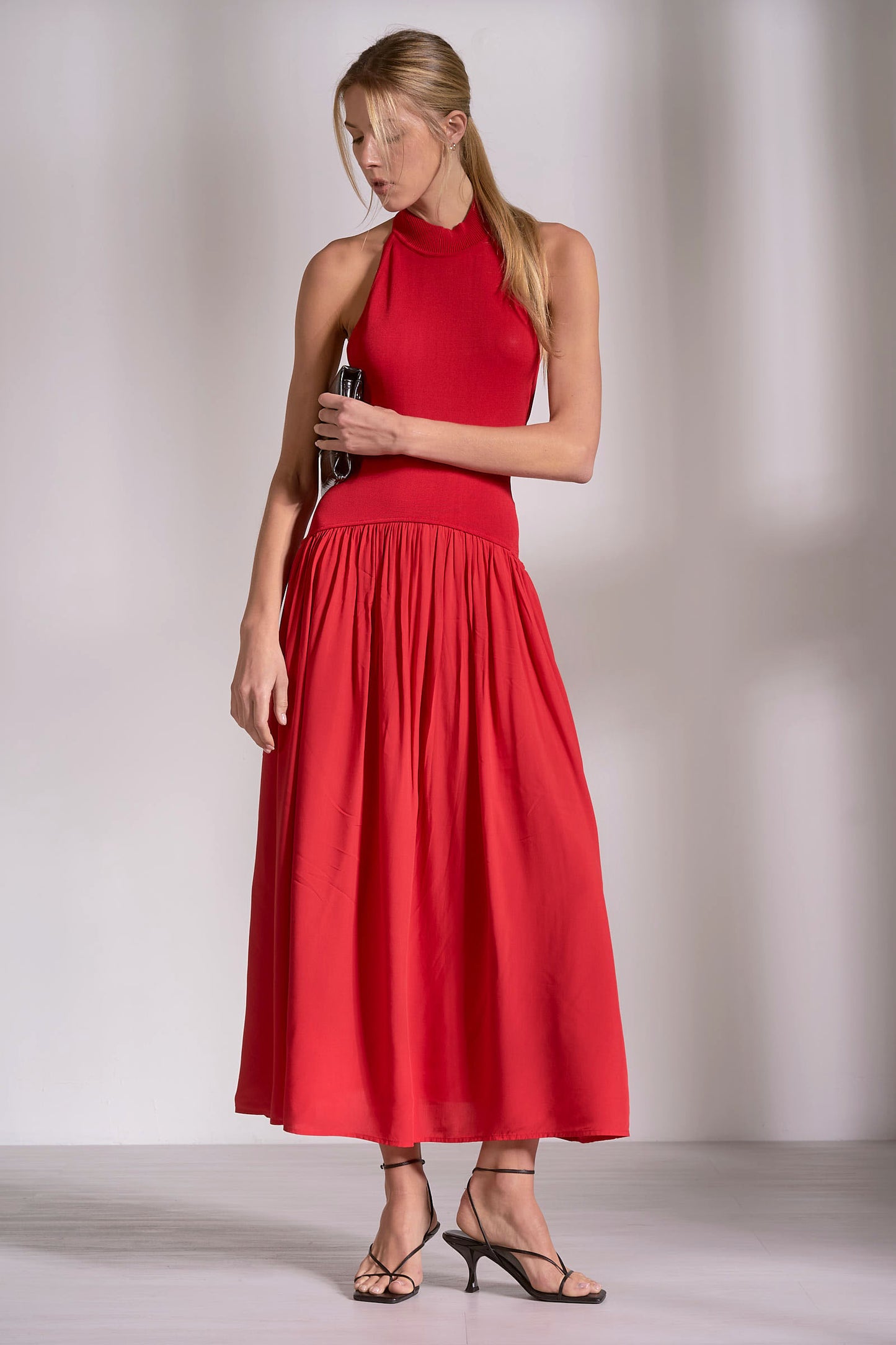CHERRY RED MIDI DRESS