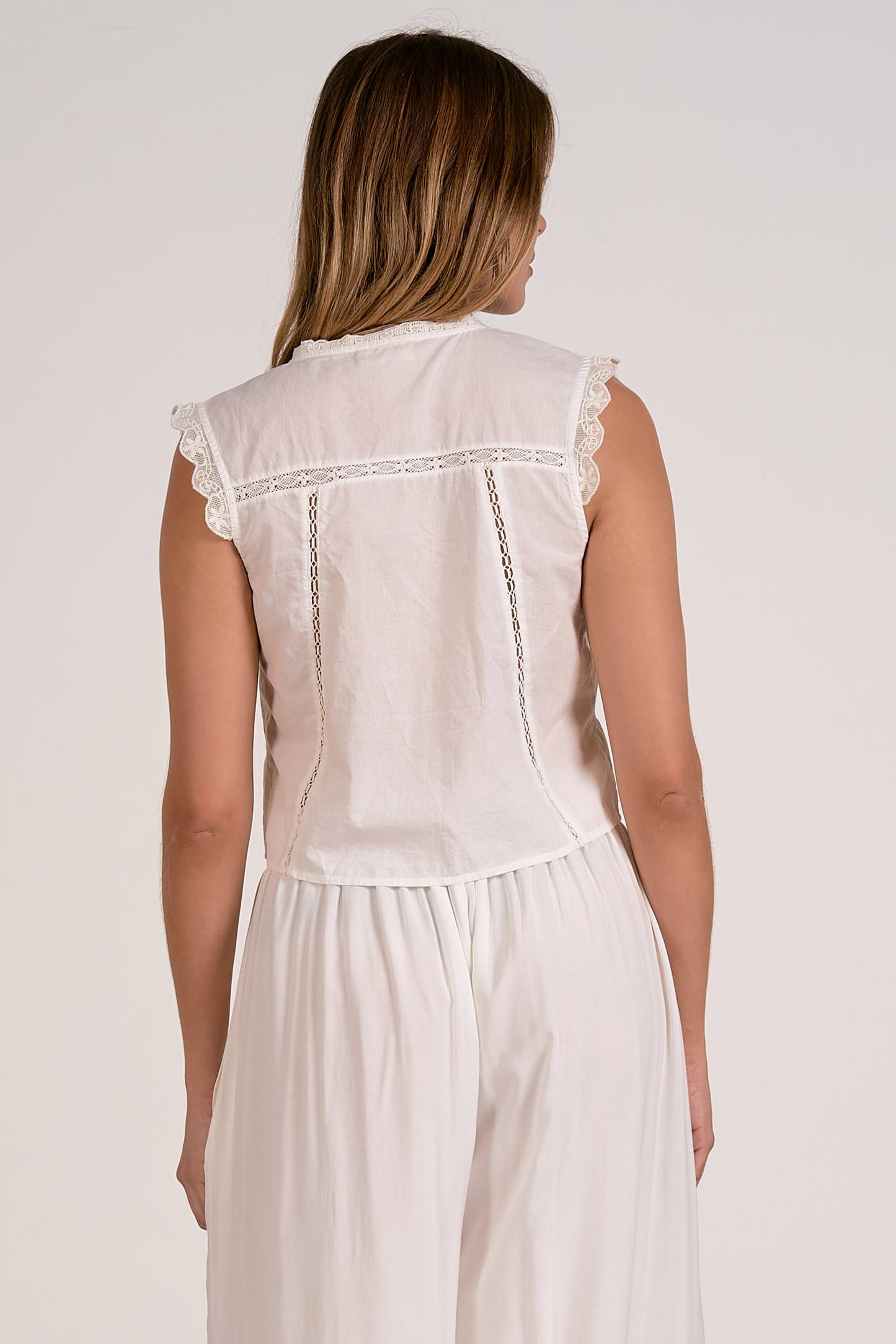TIE FRONT RUFFLE TOP