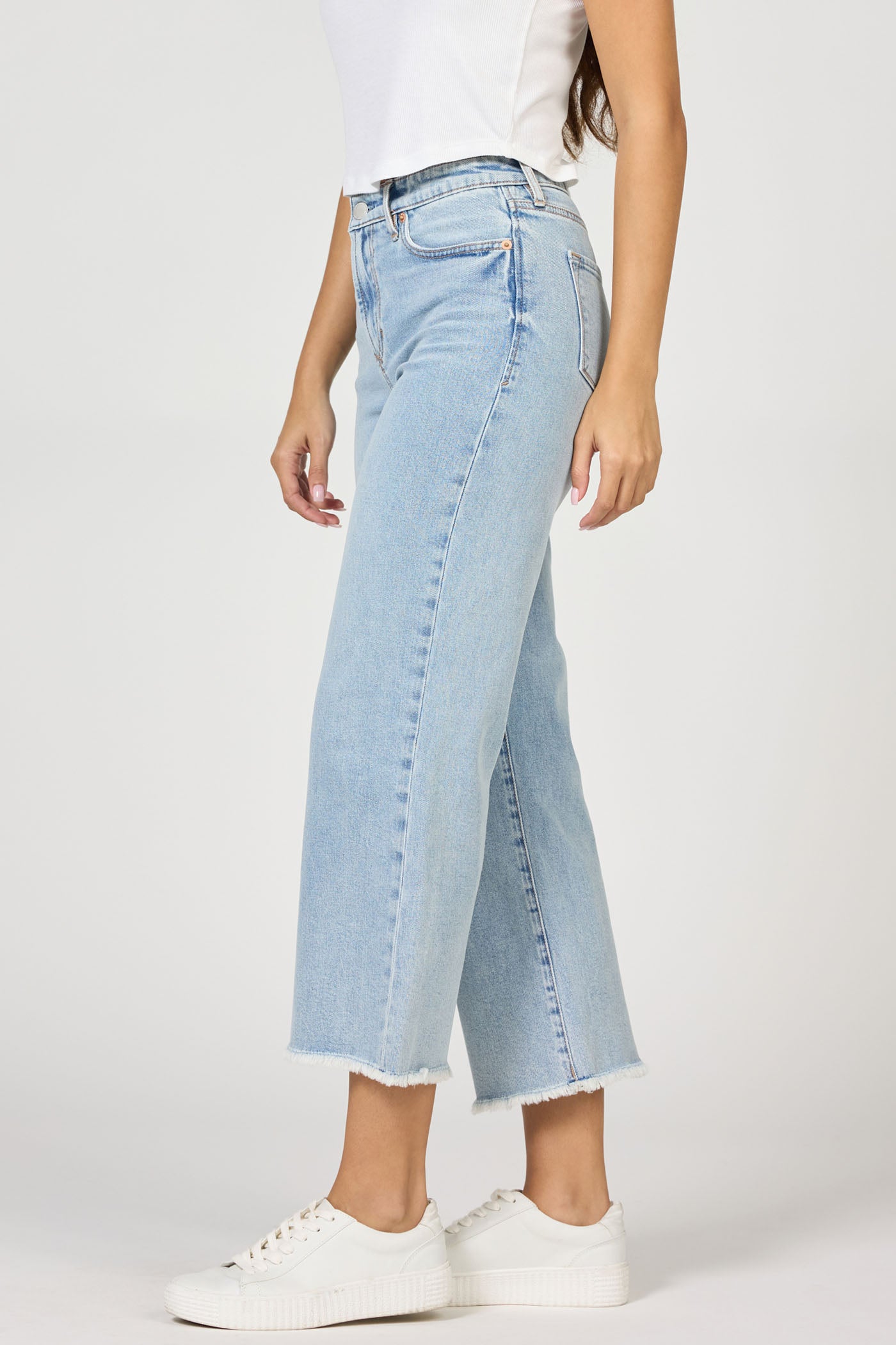 HOLLY STRAIGHT LEG JEANS