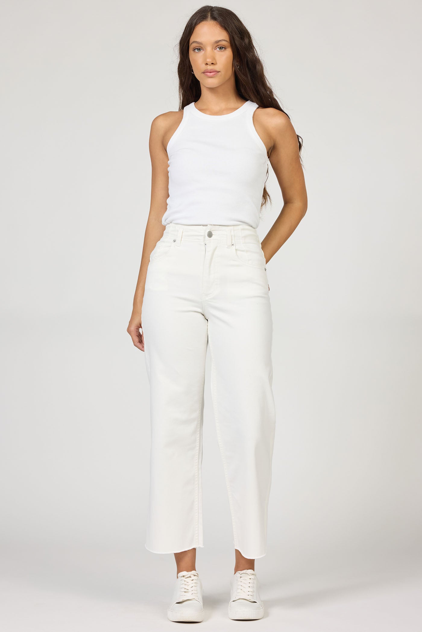 HOLLY WHITE JEANS