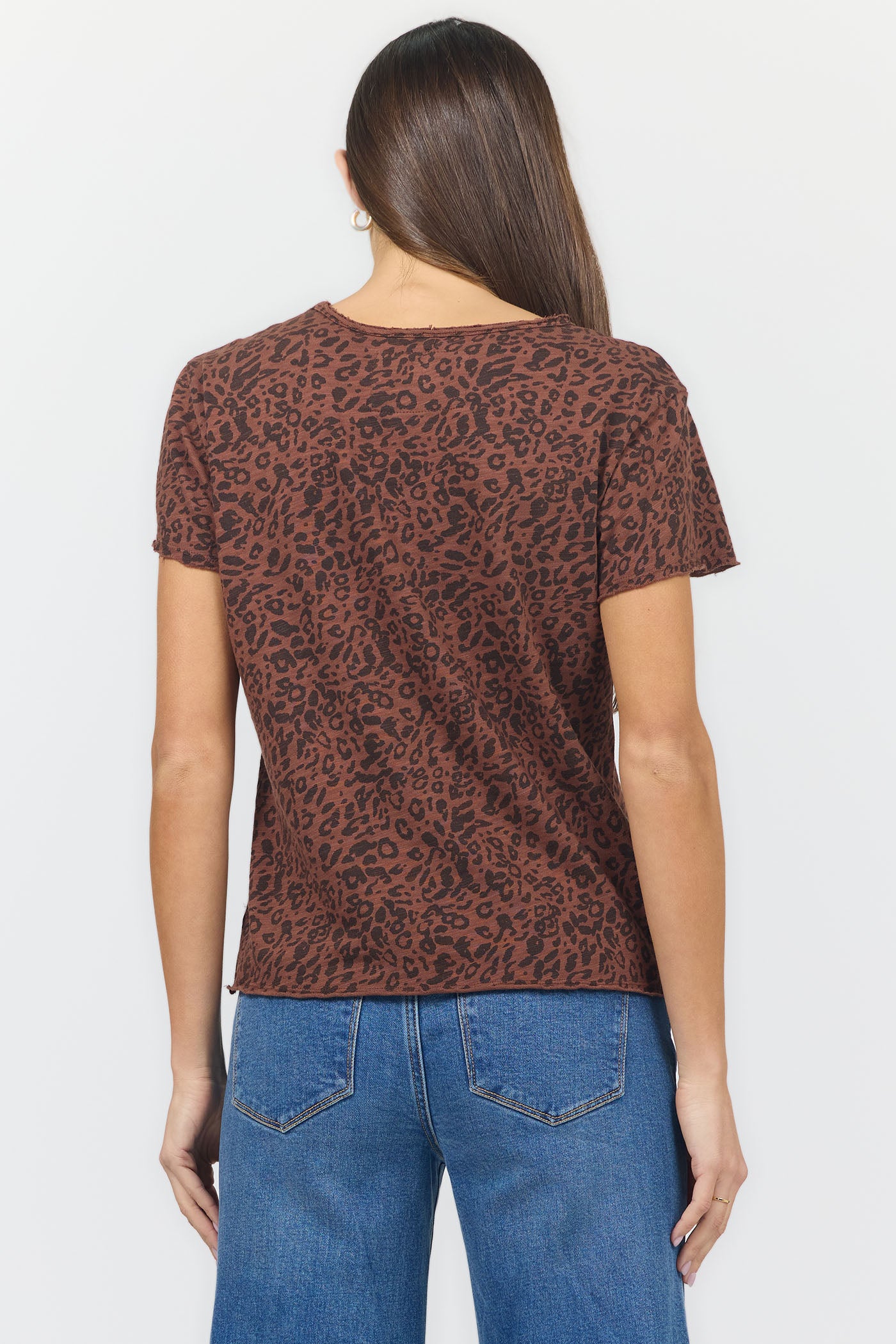 VANYA TEE